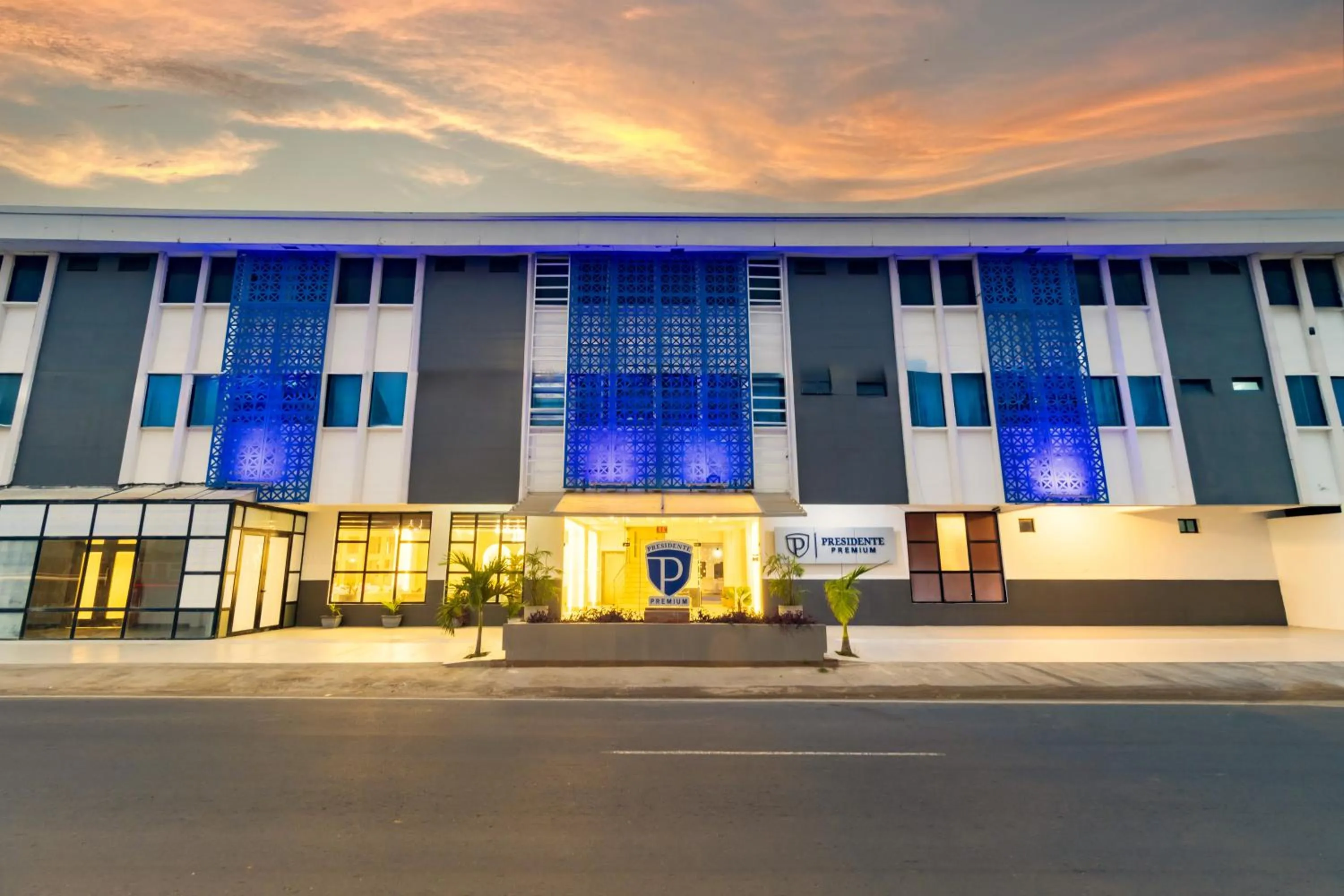 Property building in Hotel Presidente Beach Salinas