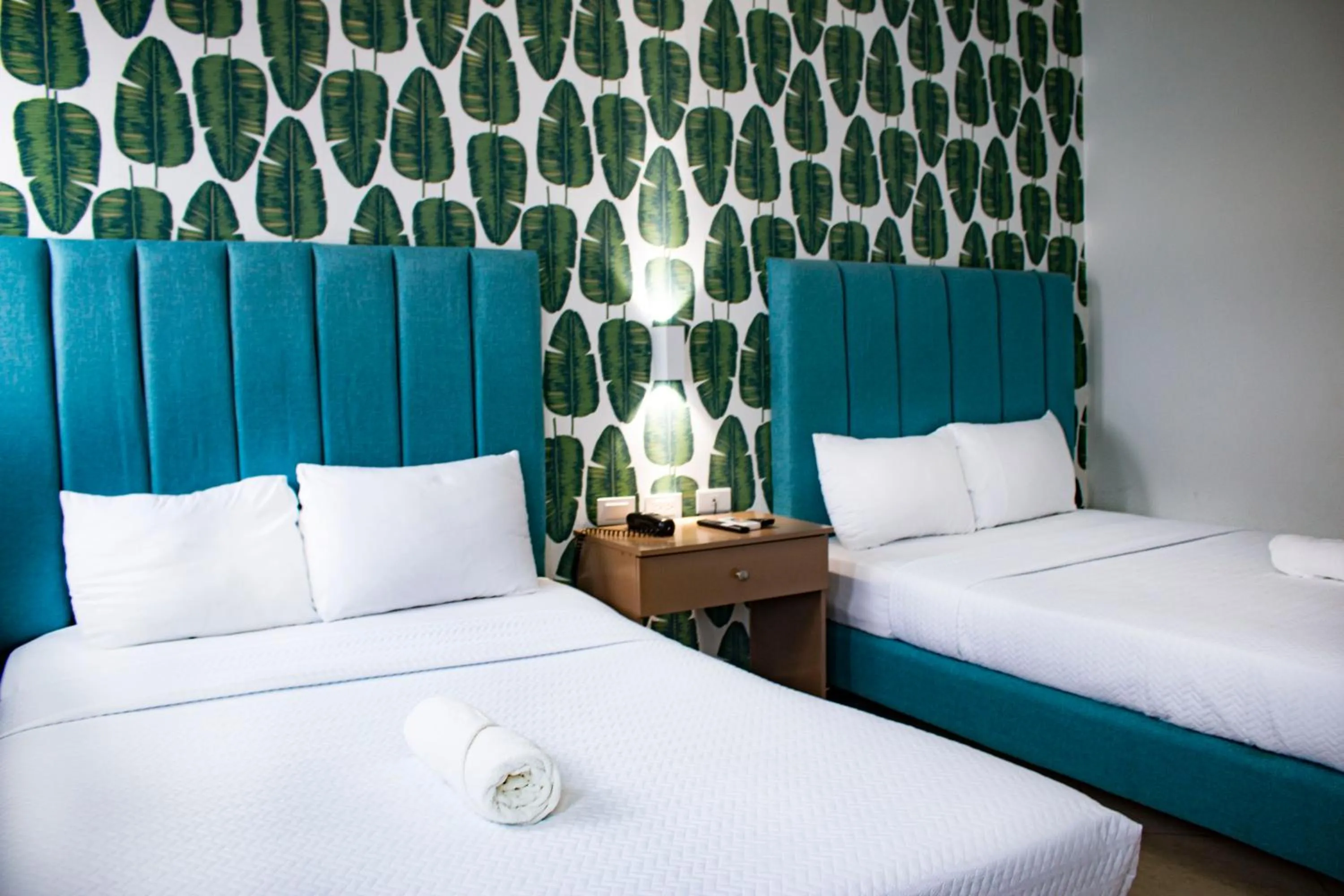 Property building, Bed in Hotel Presidente Beach Salinas