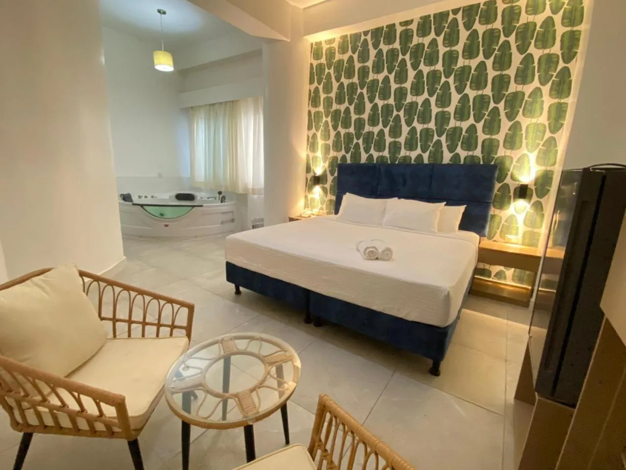Property building, Bed in Hotel Presidente Beach Salinas