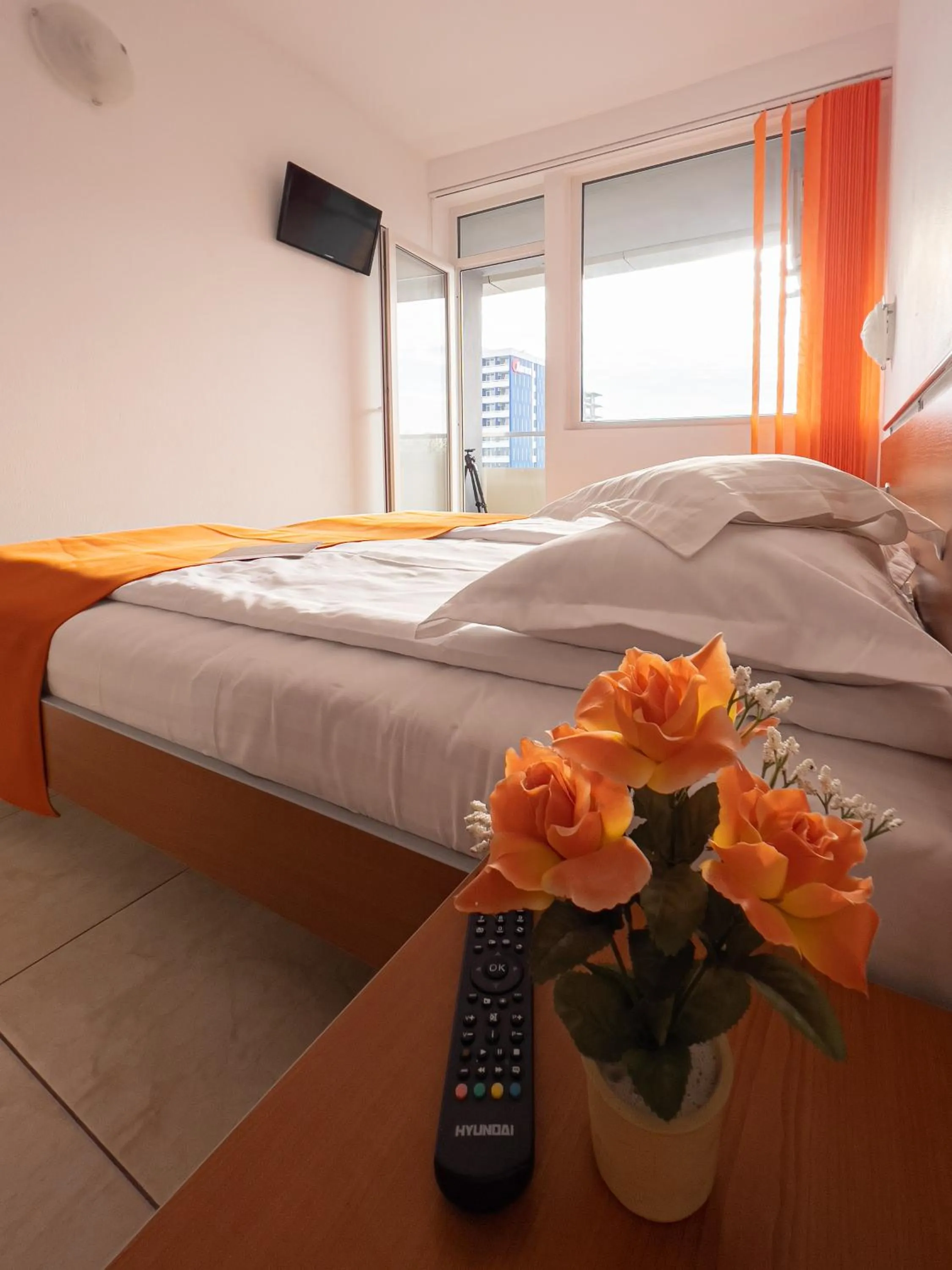 Bedroom, Bed in HOTEL DUNĂREA