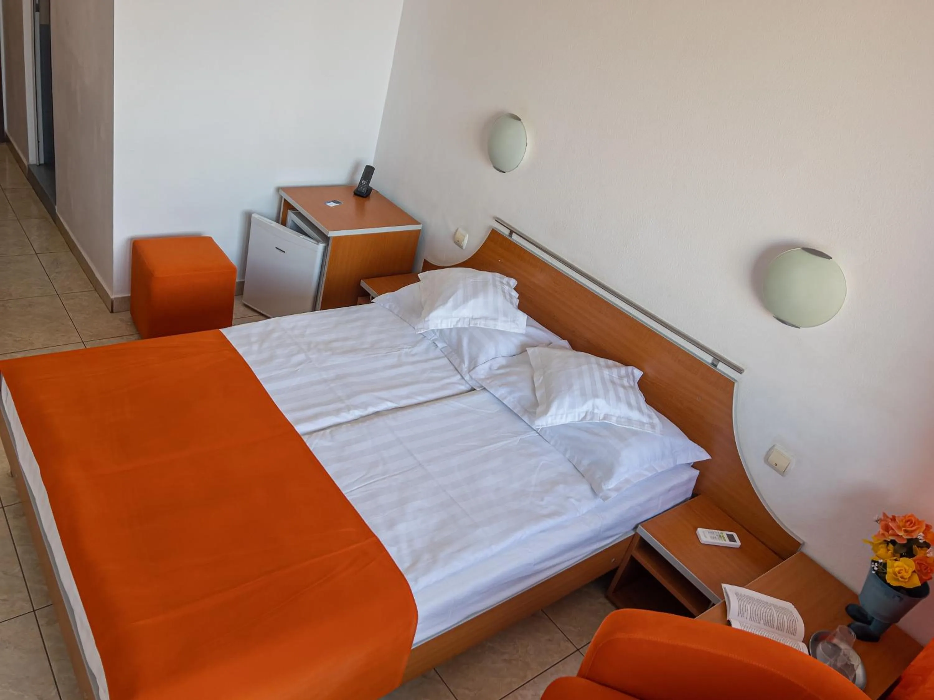 Photo of the whole room, Bed in HOTEL DUNĂREA