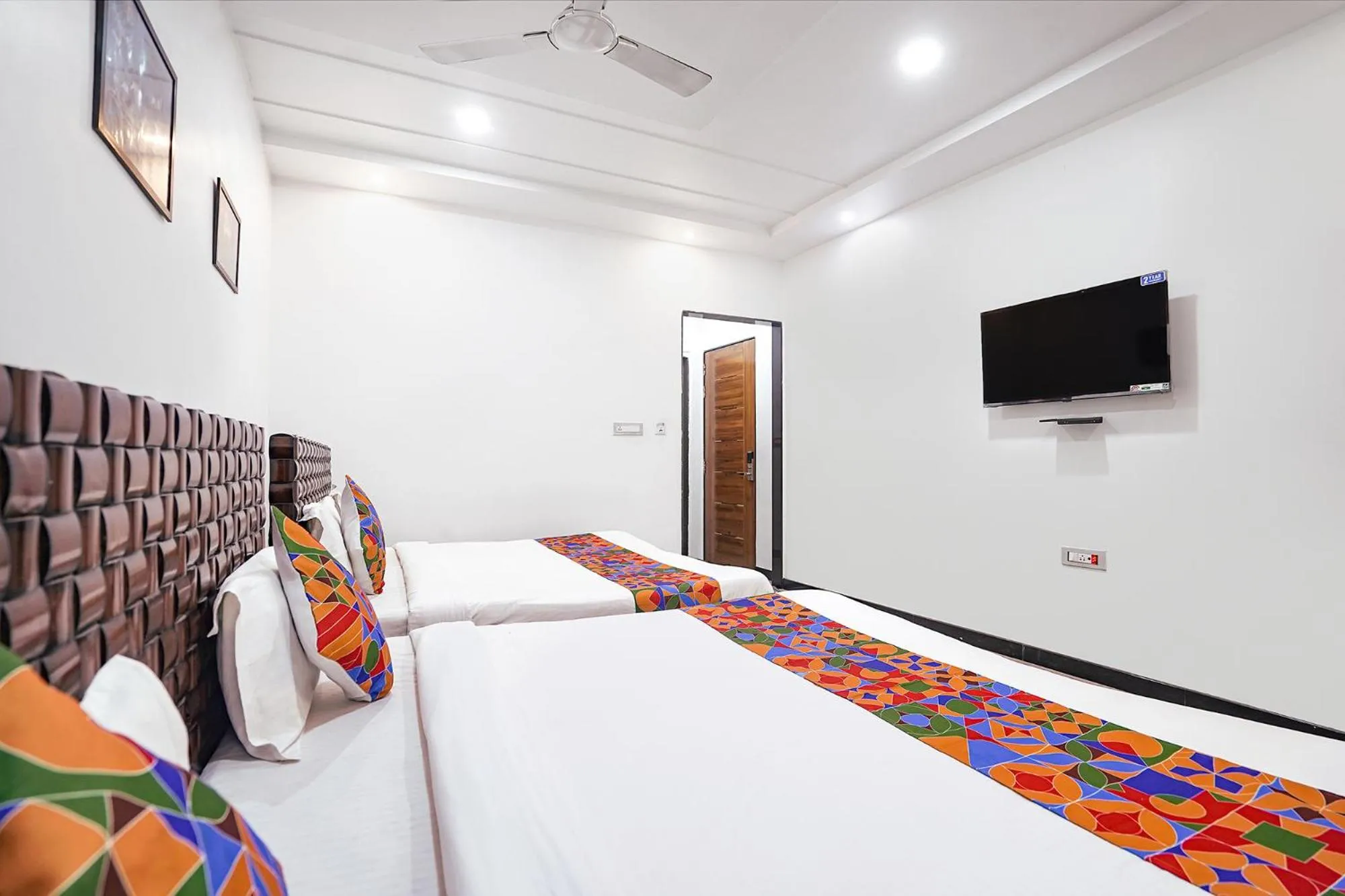 Bed in FabHotel Villa De Benares - Nr Tulsi Manas Mandir