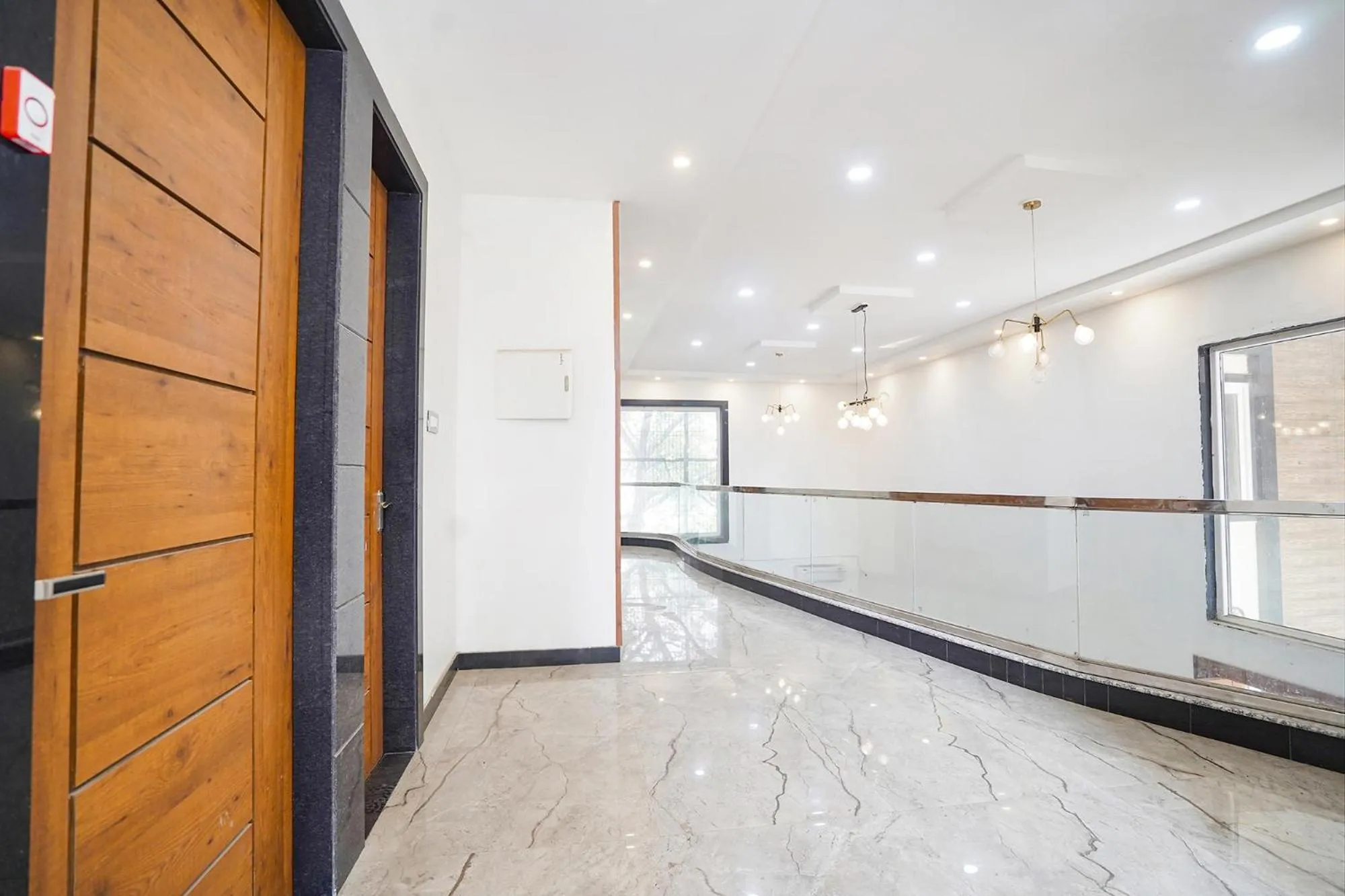 Lobby or reception in FabHotel Villa De Benares - Nr Tulsi Manas Mandir