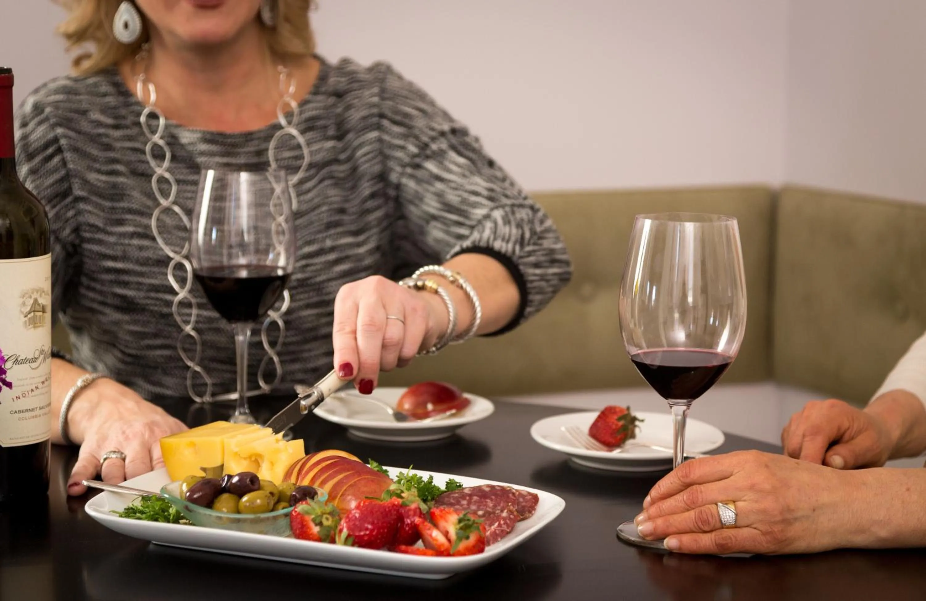 Food close-up in Saratoga Arms Hotel