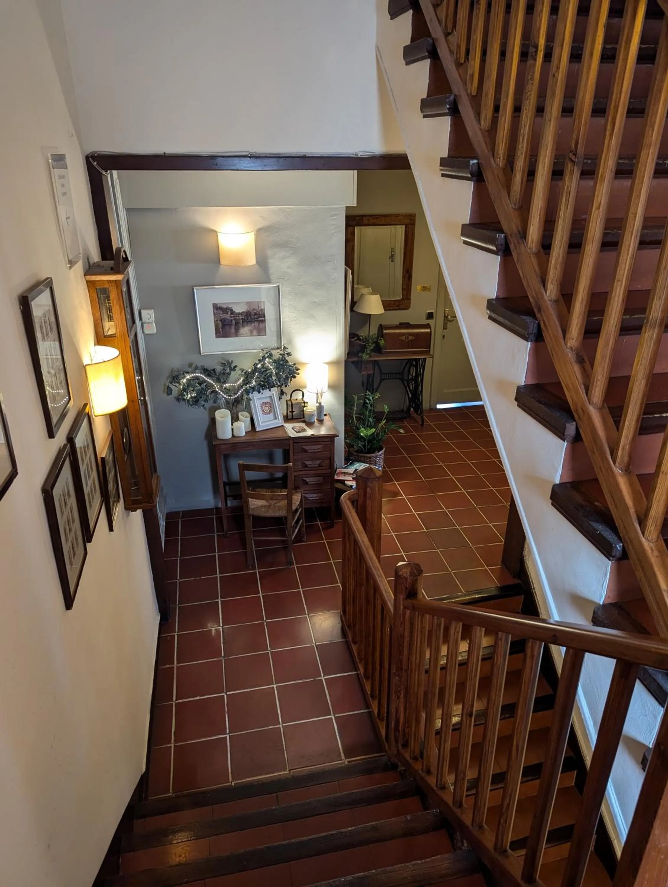 Property building in Hostal de la Plaça - Hotel Boutique