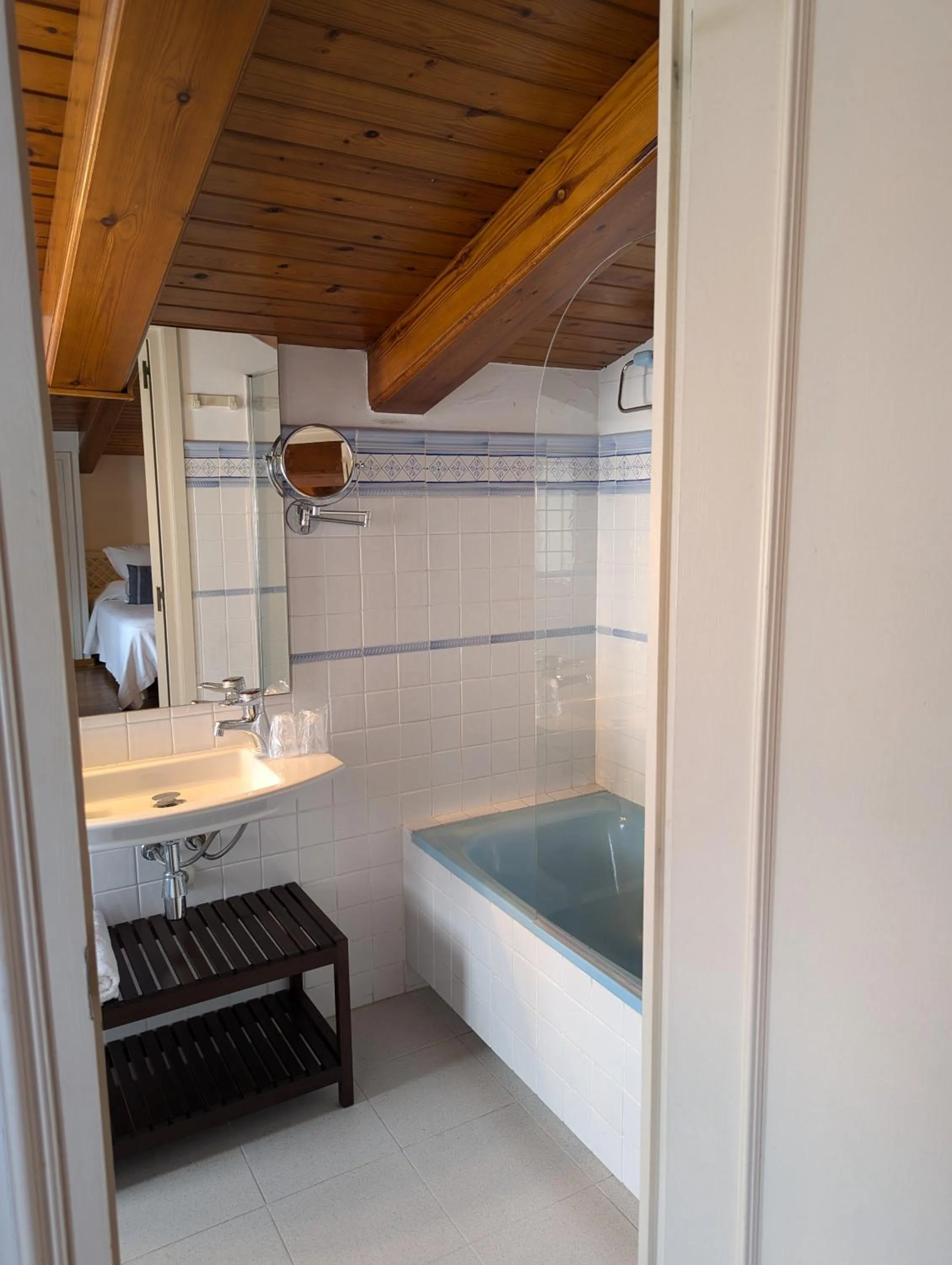 Bathroom in Hostal de la Plaça - Hotel Boutique