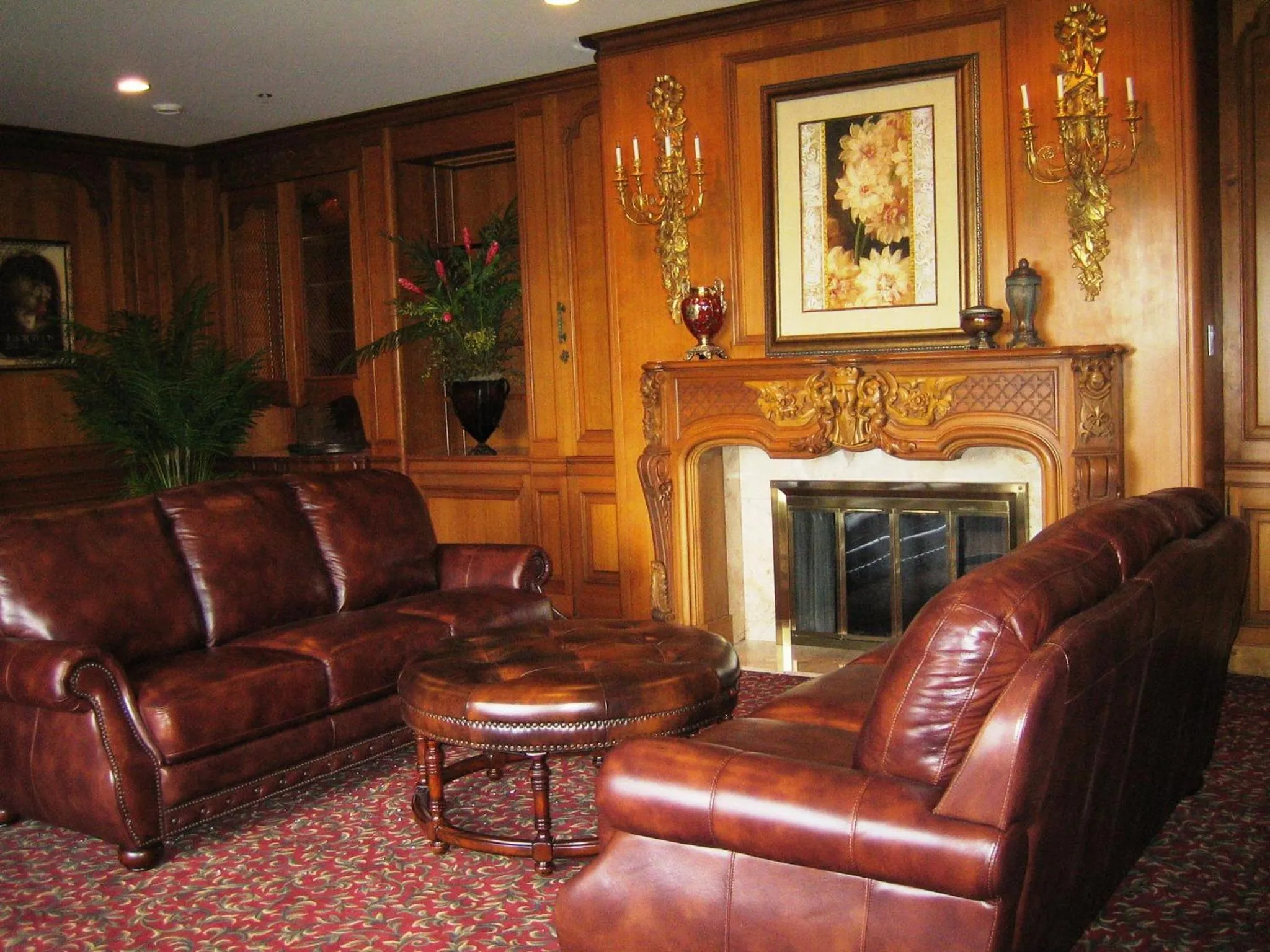 Lobby or reception in Crown Mansion Boutique Hotel & Villas