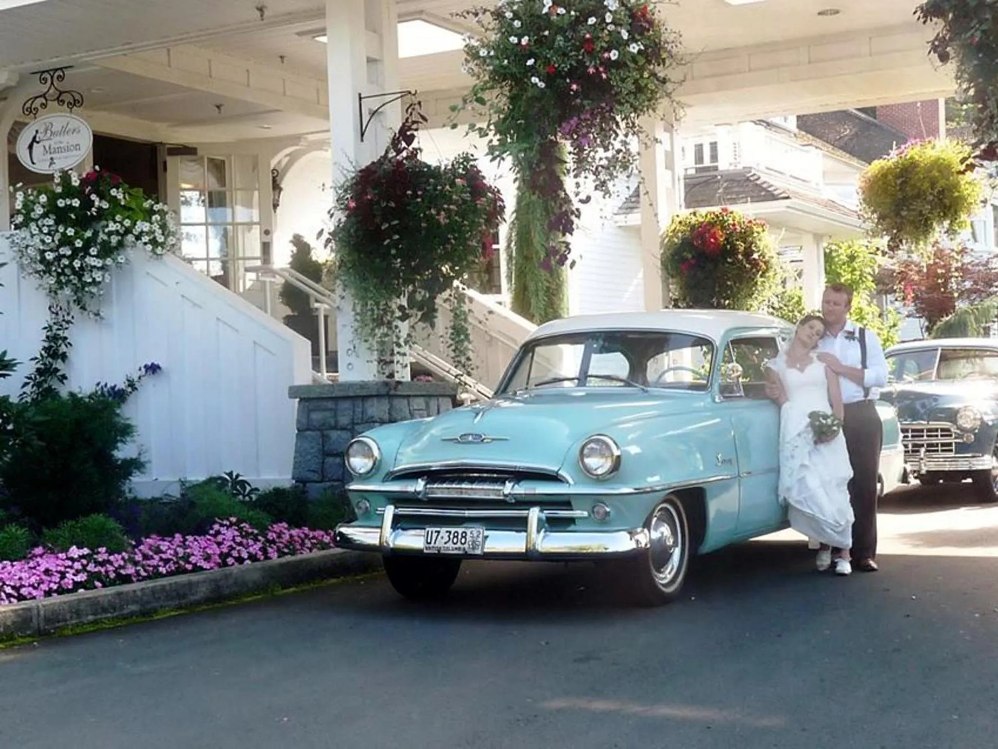 Day in Crown Mansion Boutique Hotel & Villas