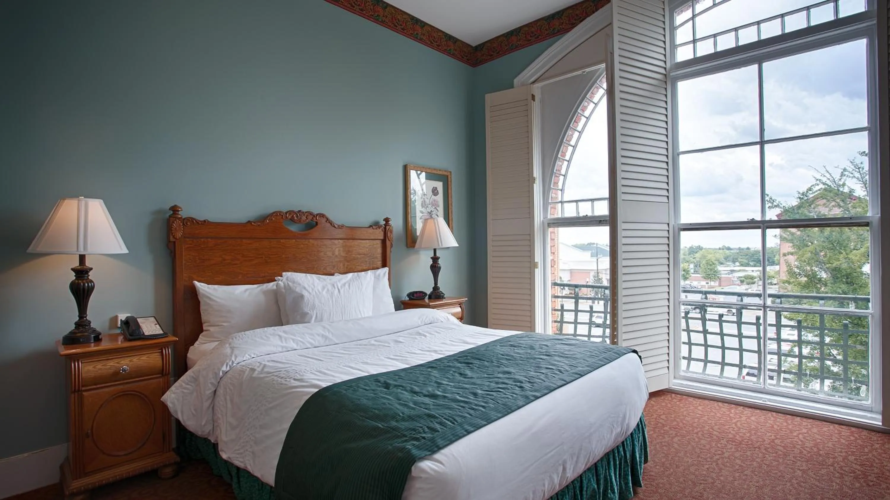 Bed in Windsor Hotel, an Ascend Collection Hotel