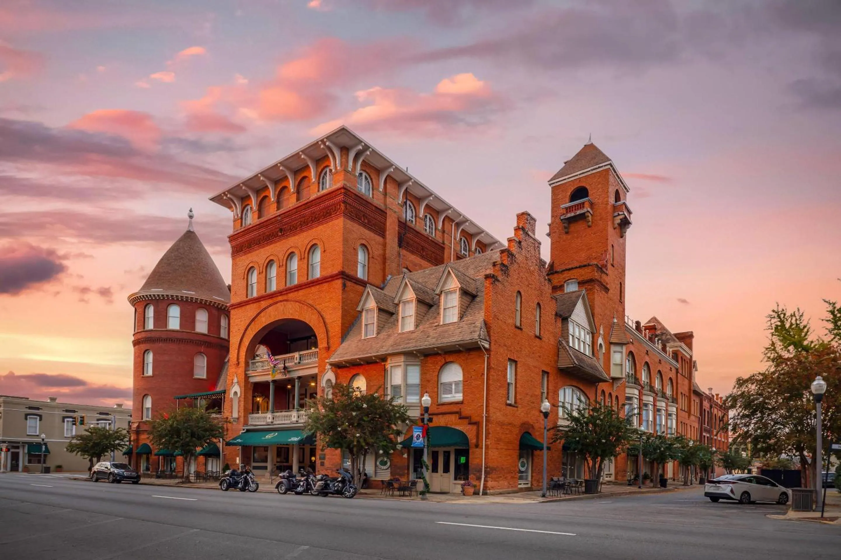 Property building in Windsor Hotel, an Ascend Collection Hotel