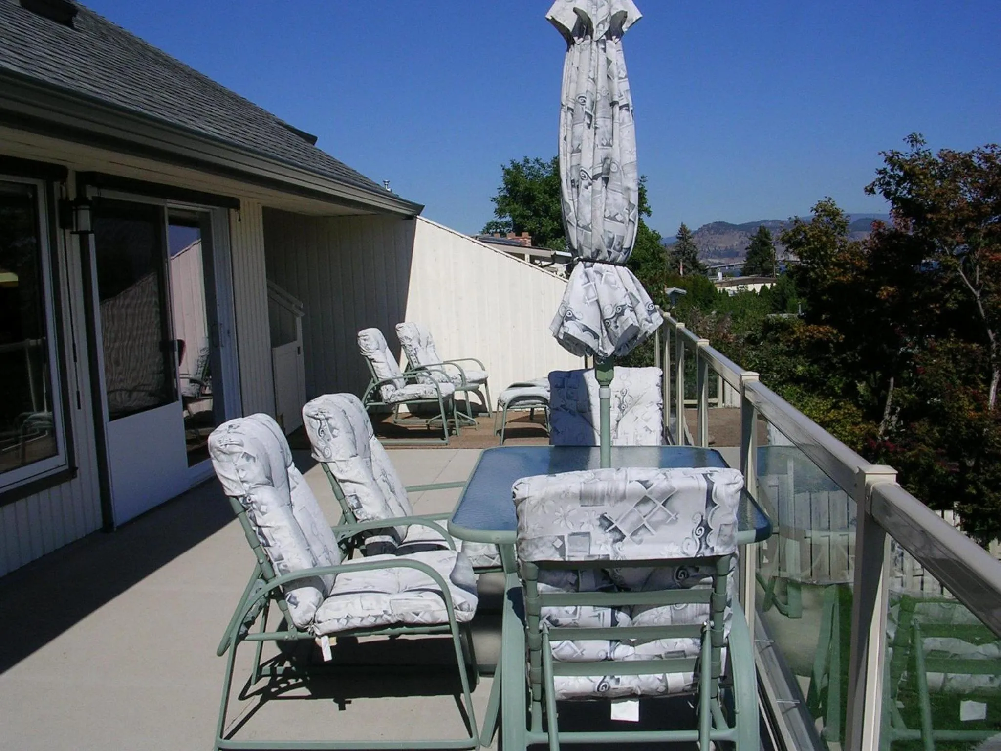 Day in Casa Loma BnB