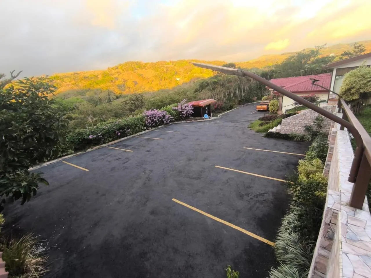 Parking in Hotel Cielo Azul Resort