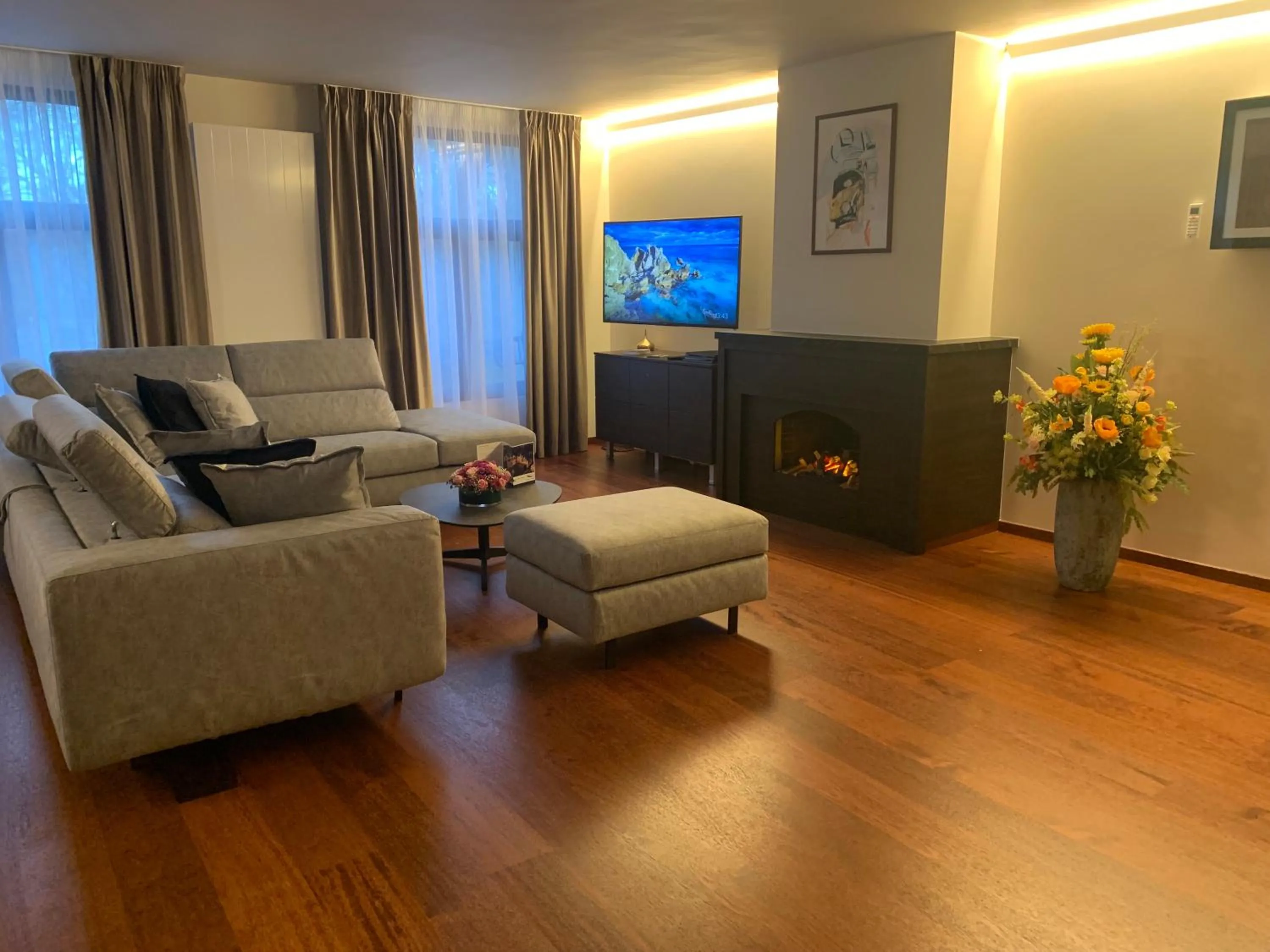Botanique Suites AirBnB, Antwerp
