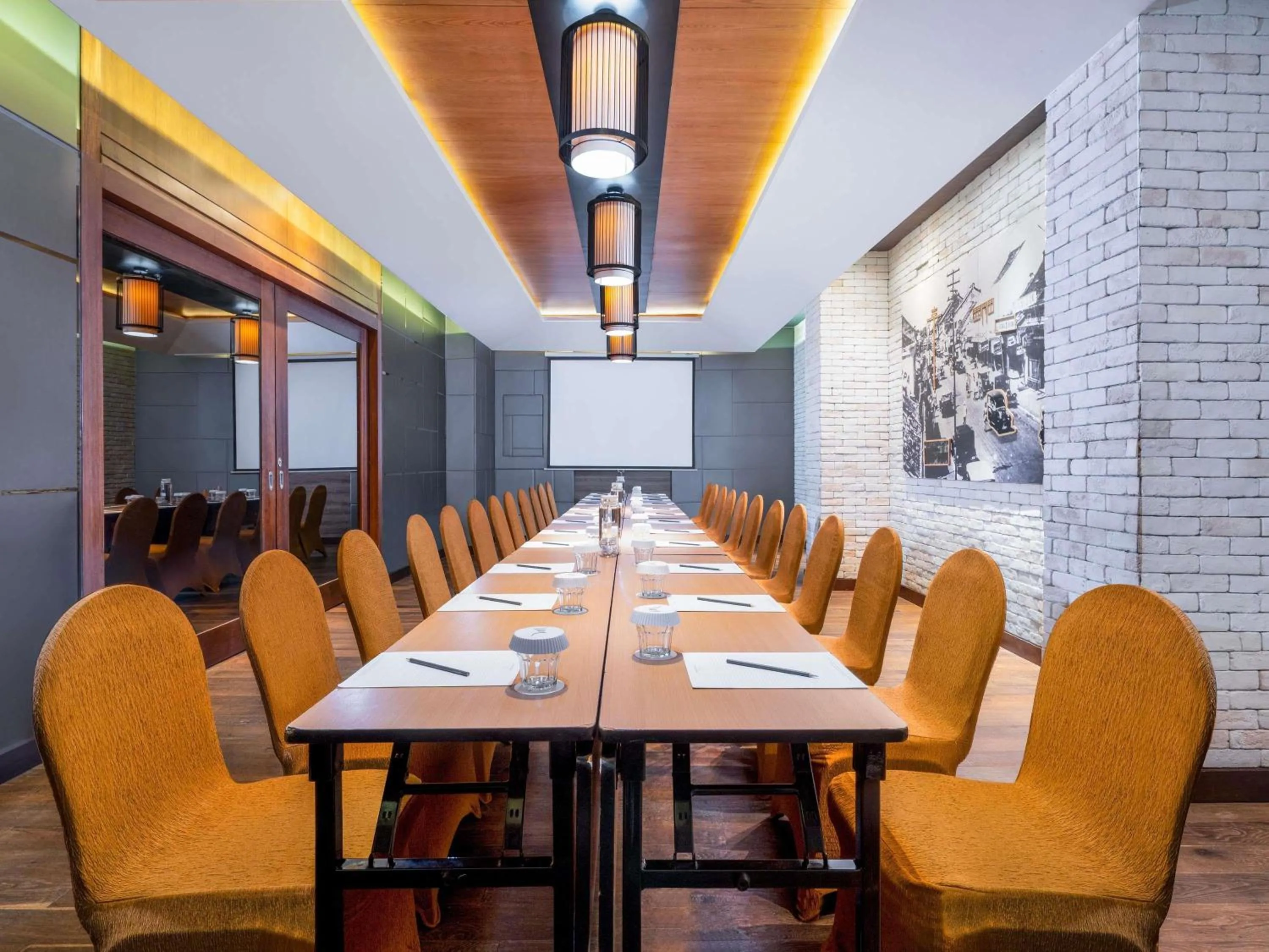 Meeting/conference room in Mercure Jakarta Sabang