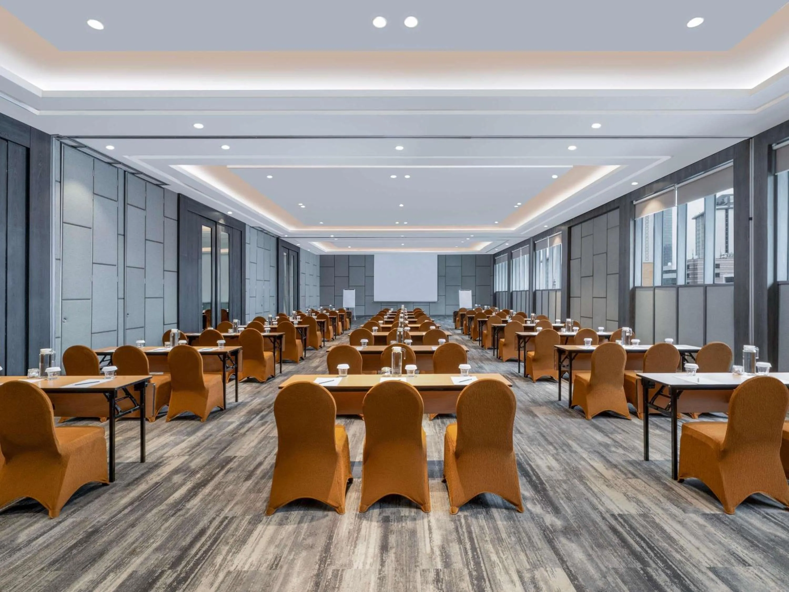 Meeting/conference room in Mercure Jakarta Sabang