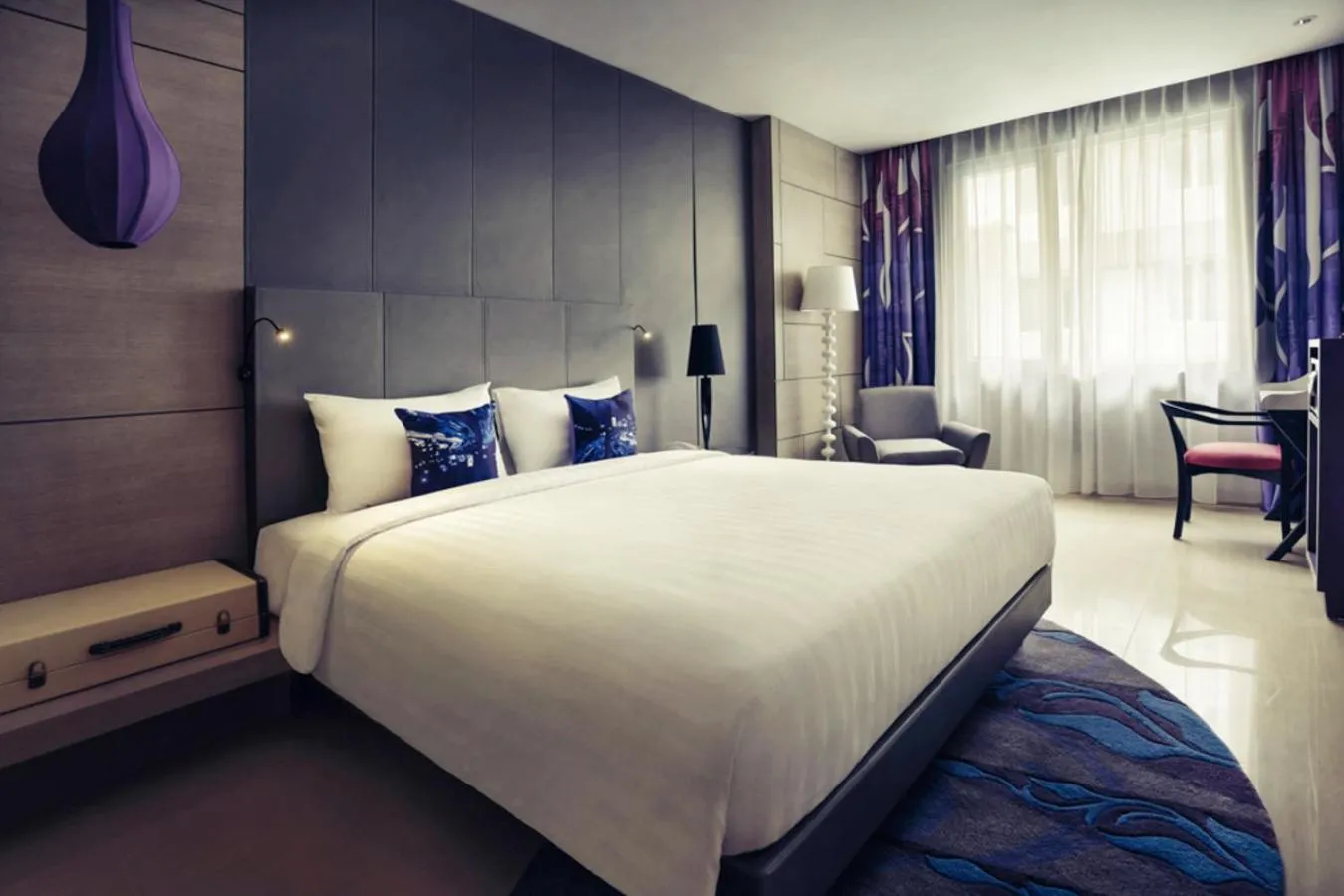 Bedroom, Bed in Mercure Jakarta Sabang