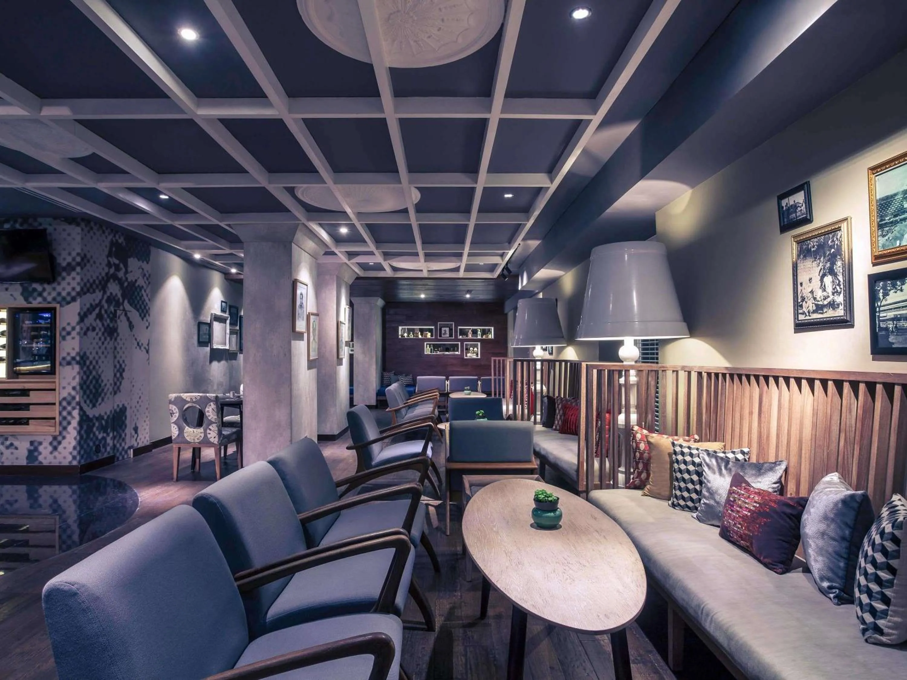 Lounge or bar in Mercure Jakarta Sabang