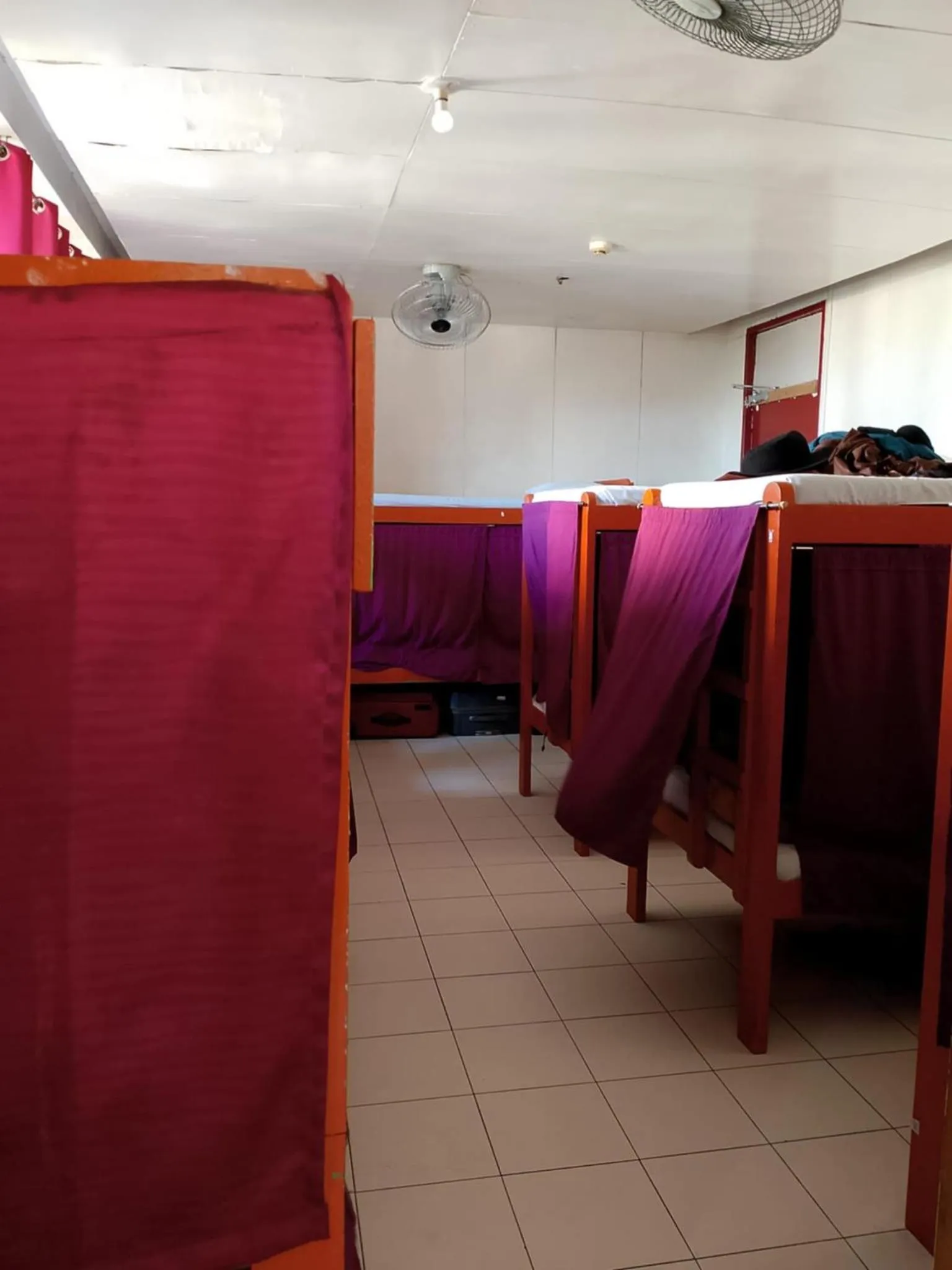 Stay Malate (Wanderers Guest House)