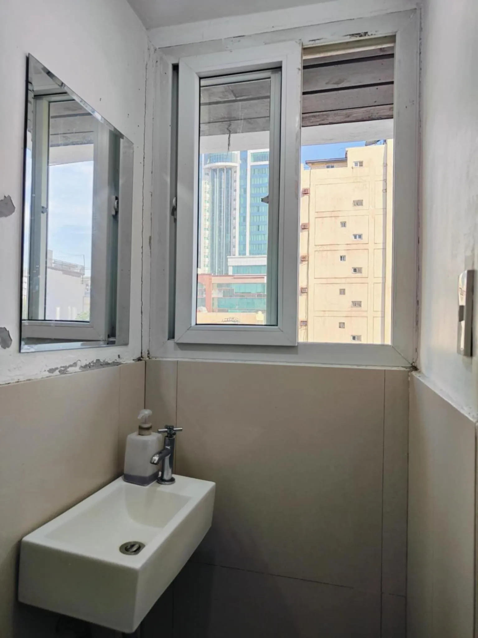 Stay Malate (Wanderers Guest House)