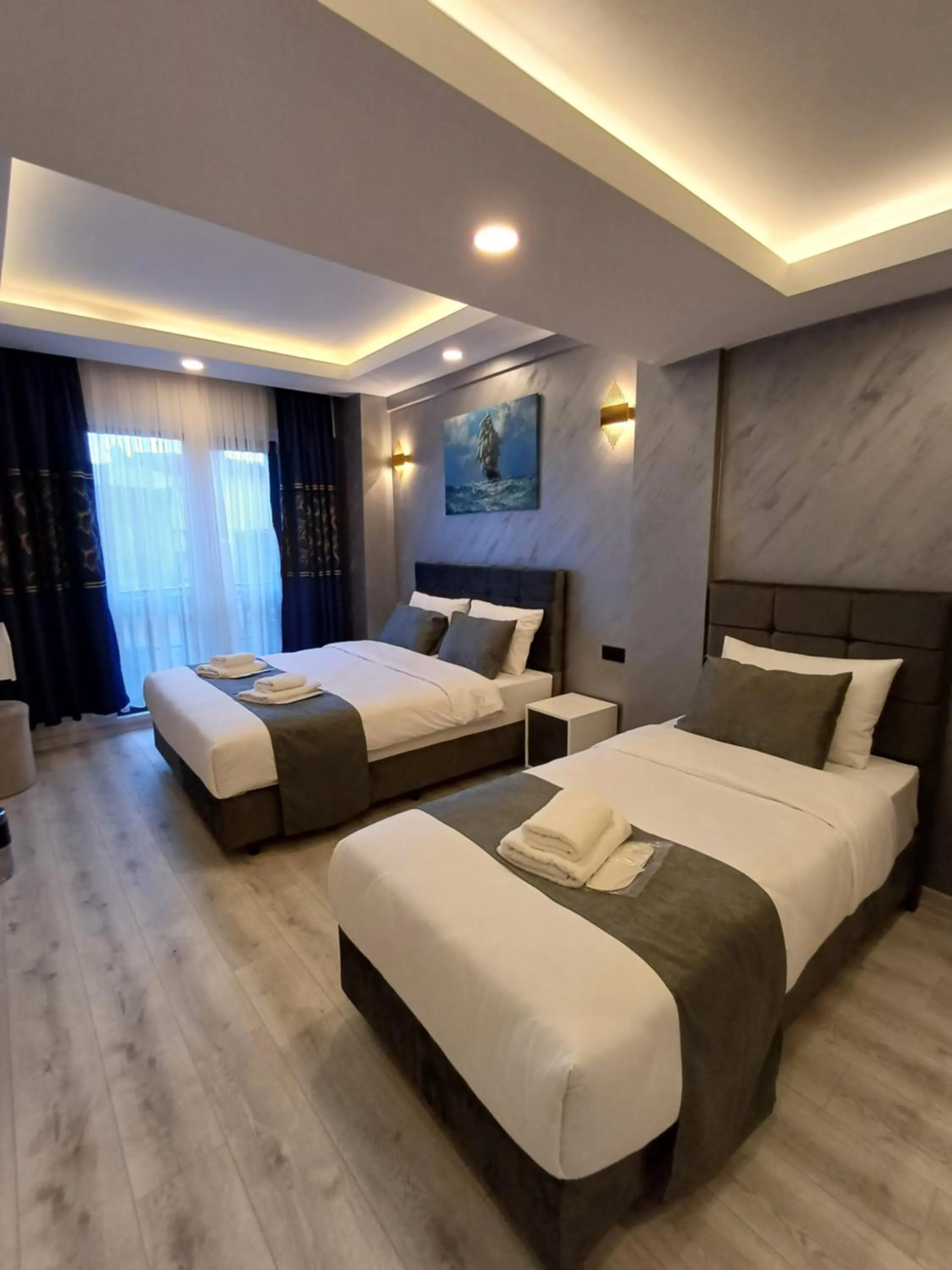 Bed in White Palace Haliç