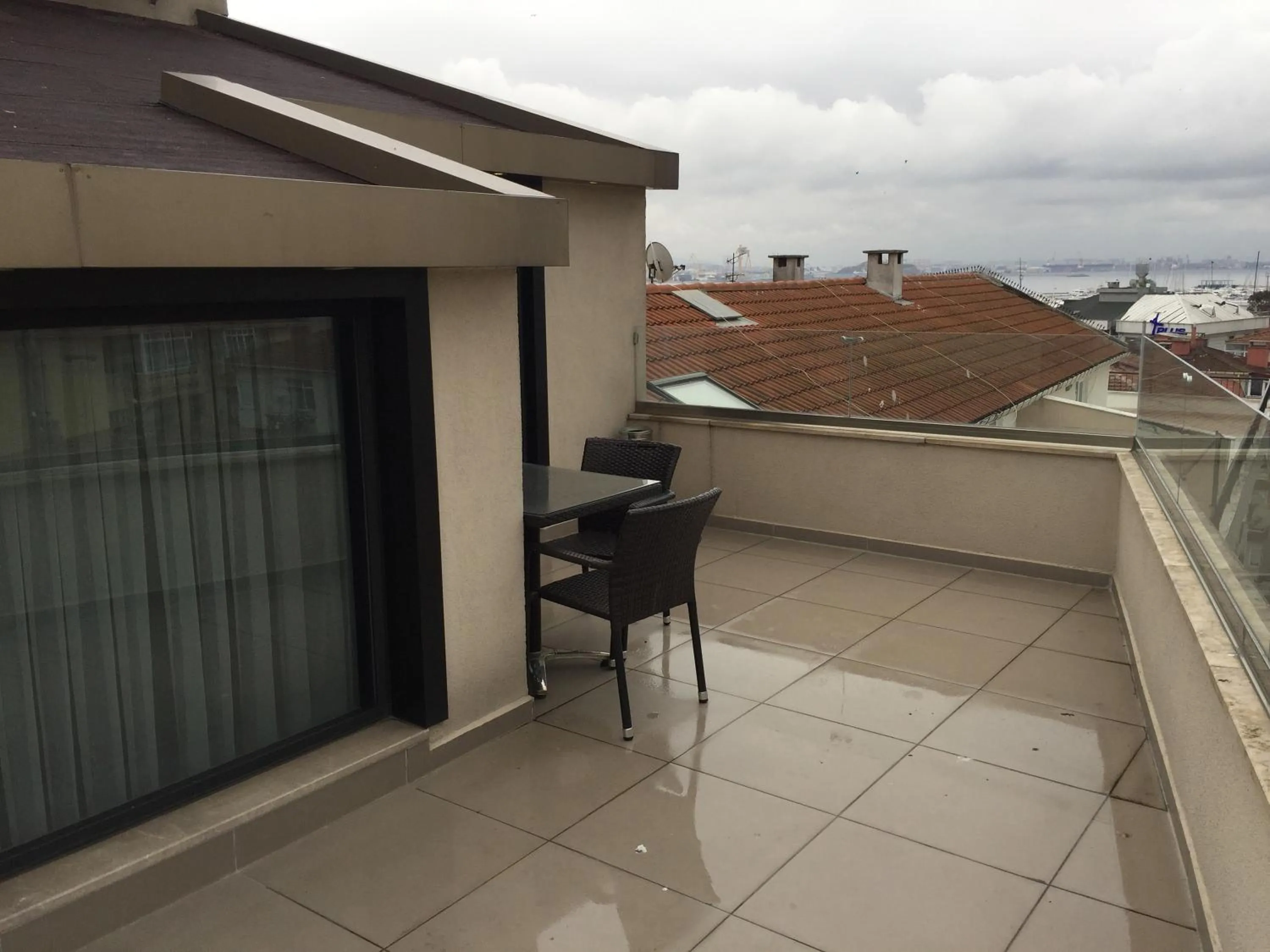 Balcony/Terrace in Inera Hotel Pendik
