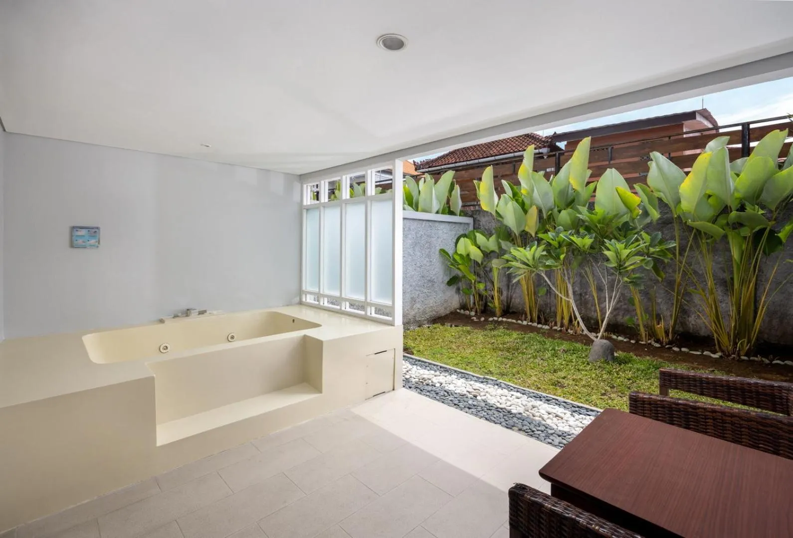 Balcony/Terrace in Sanur Resort Watujimbar