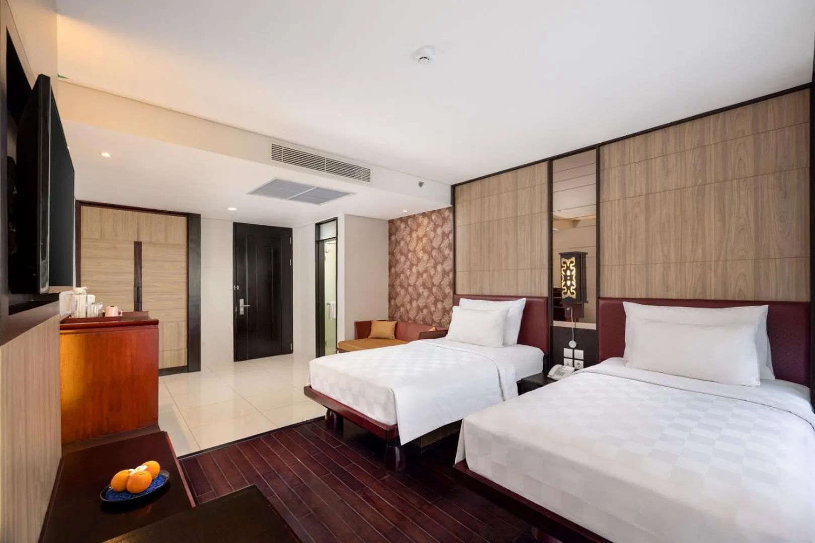 Bed in Sanur Resort Watujimbar