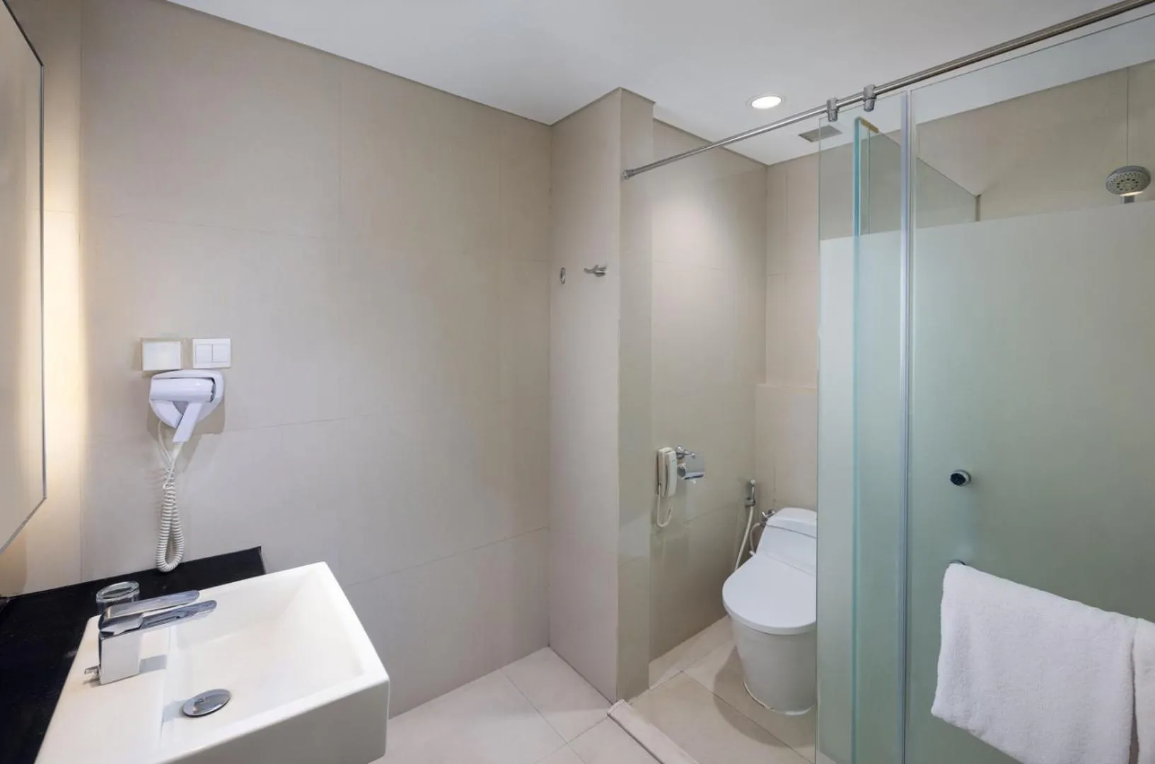 Bathroom in Sanur Resort Watujimbar