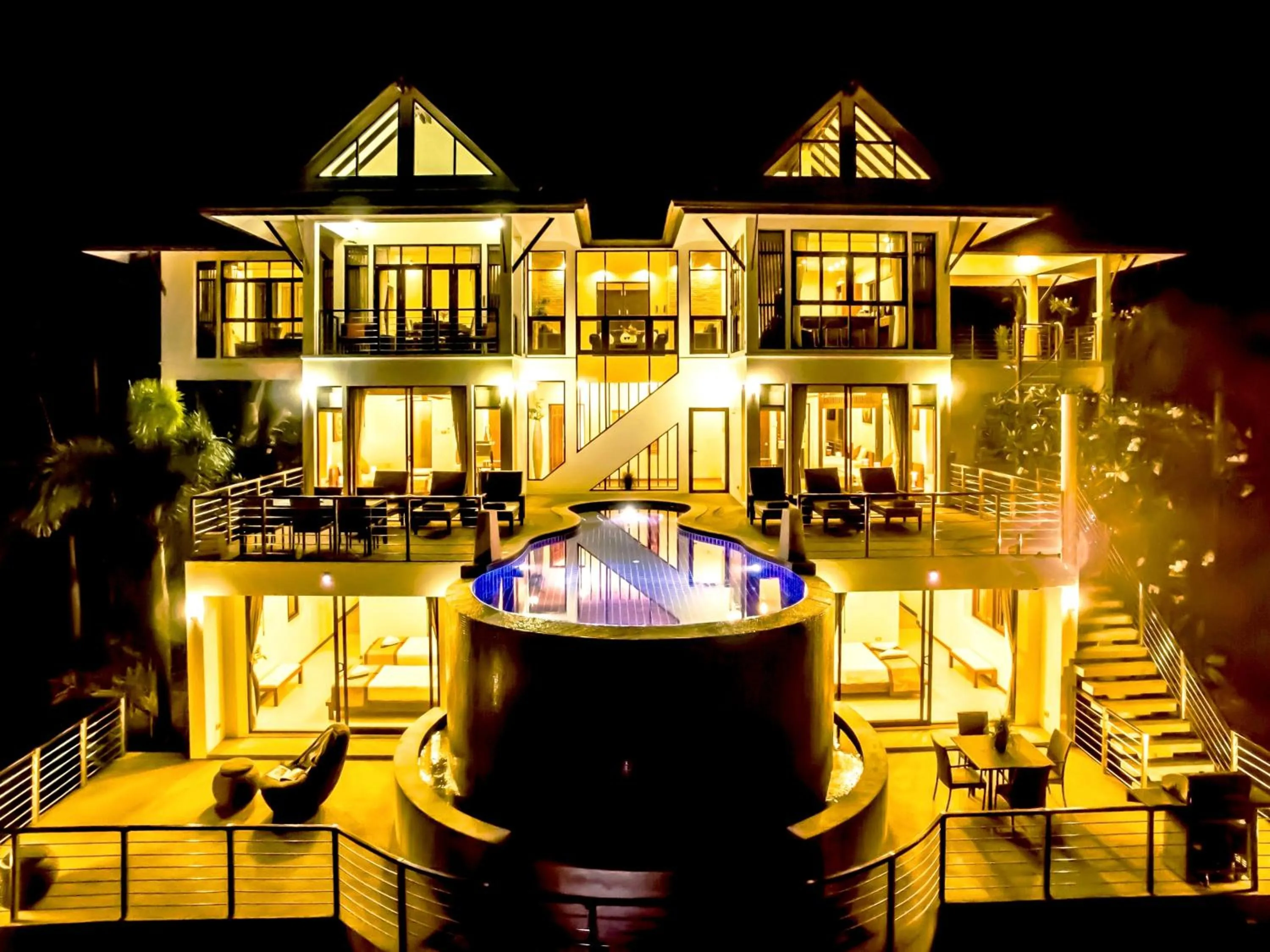 Night in Villa Ma Phraaw - Ban Tai Ocean View Villa