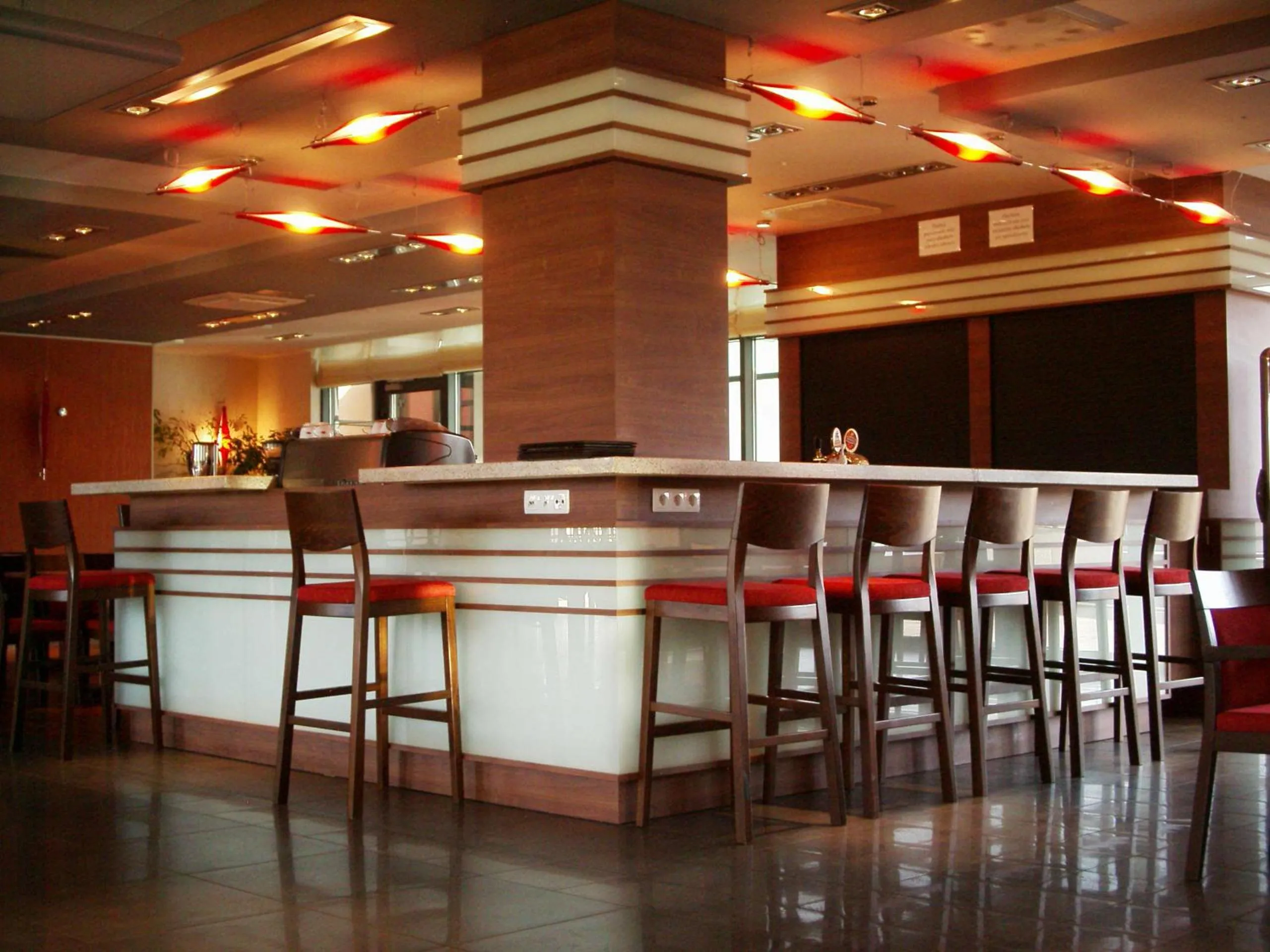 Restaurant/places to eat in Centrum Wypoczynkowo-Konferencyjne Solaris