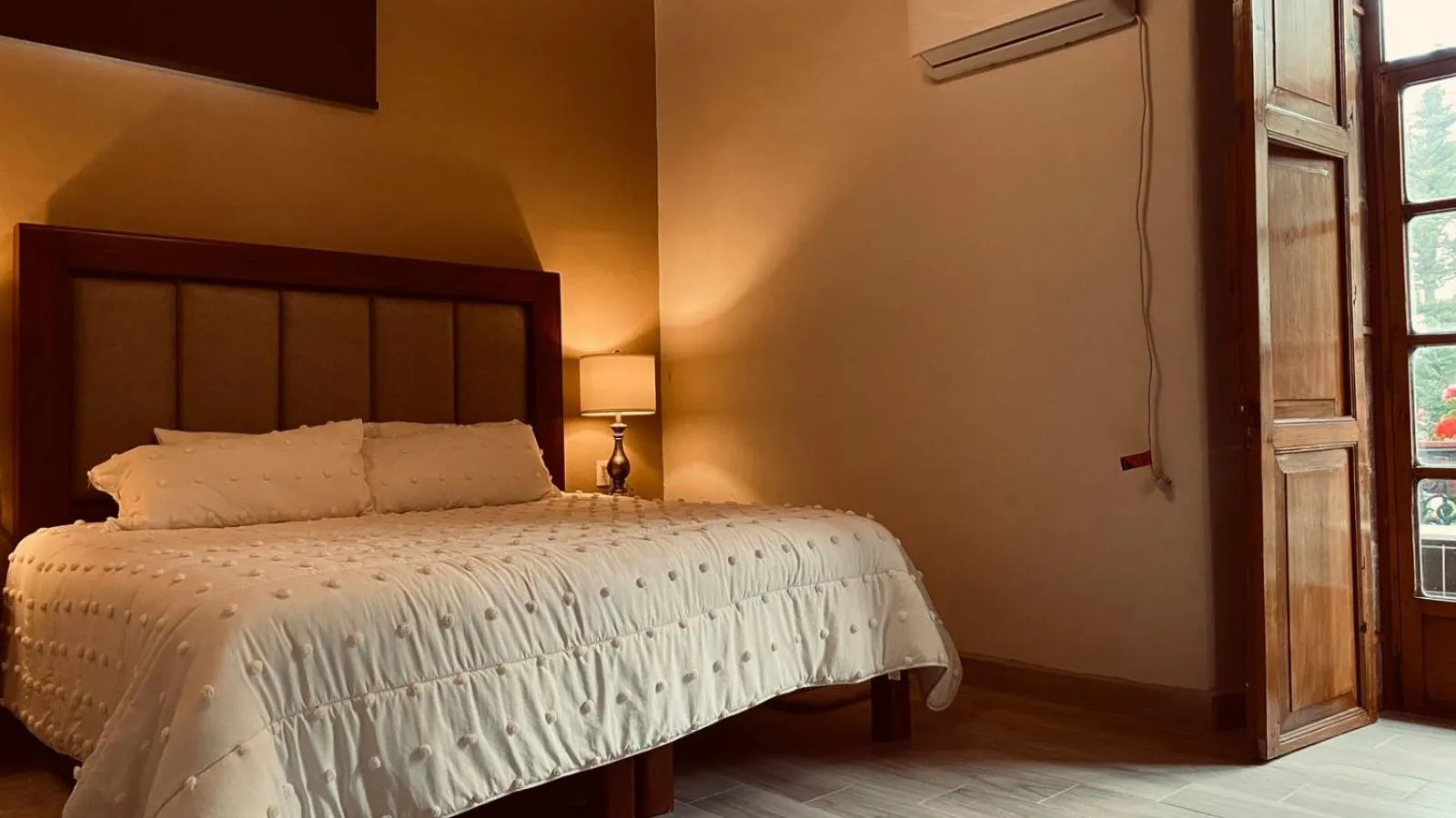 Bed in HOTEL PLAZA VASCO