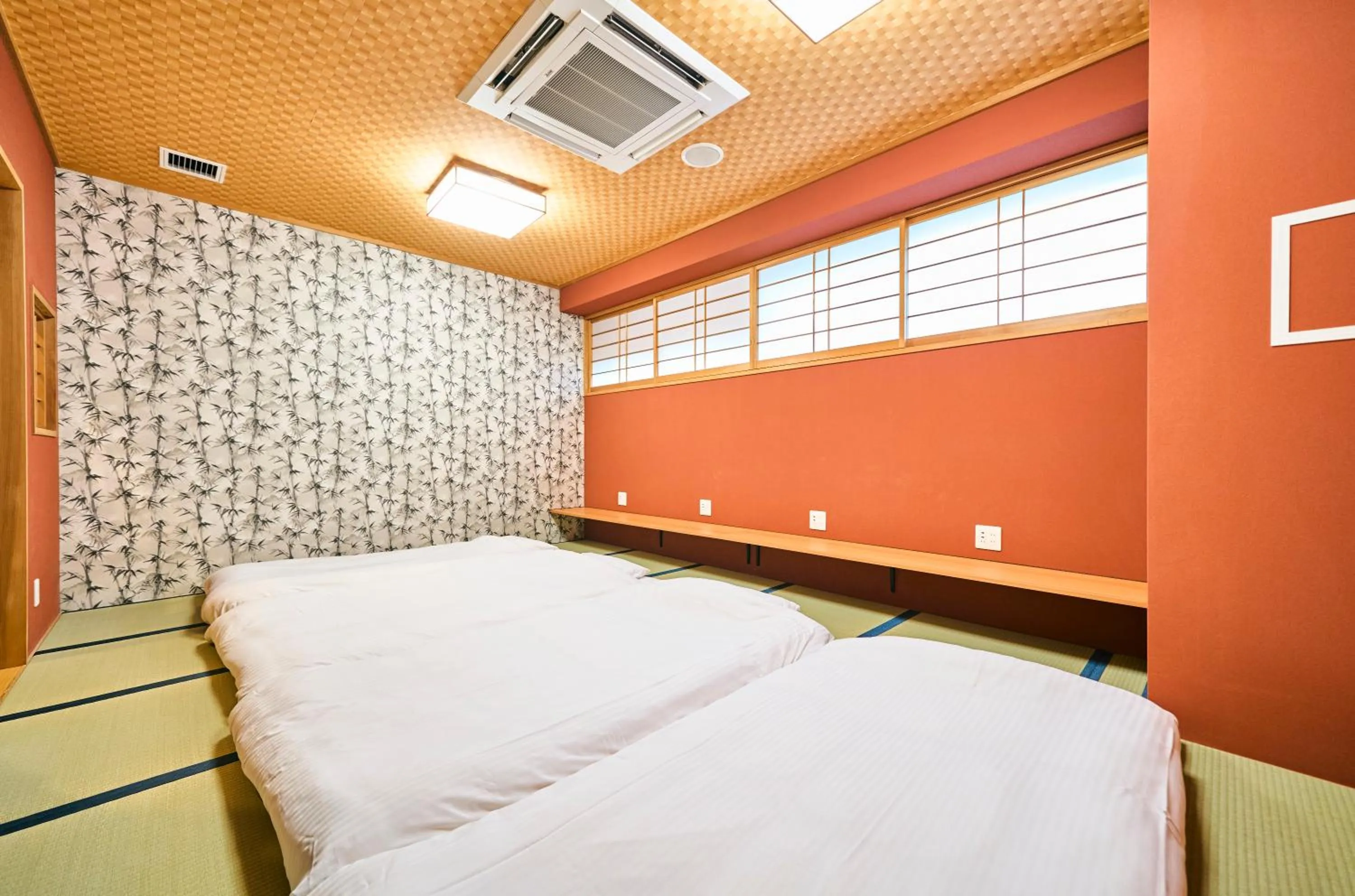 Photo of the whole room, Bed in COGO TENNOJI