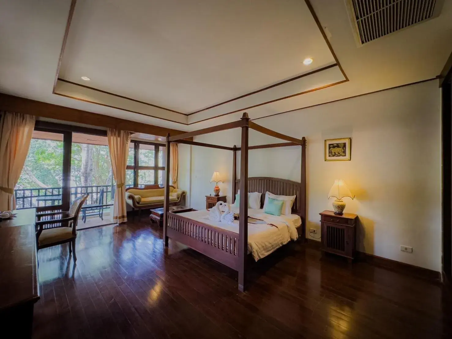 Deluxe King Room in Kooncharaburi Resort - Koh Chang Deluxe King Room in Kooncharaburi Resort - Koh Chang