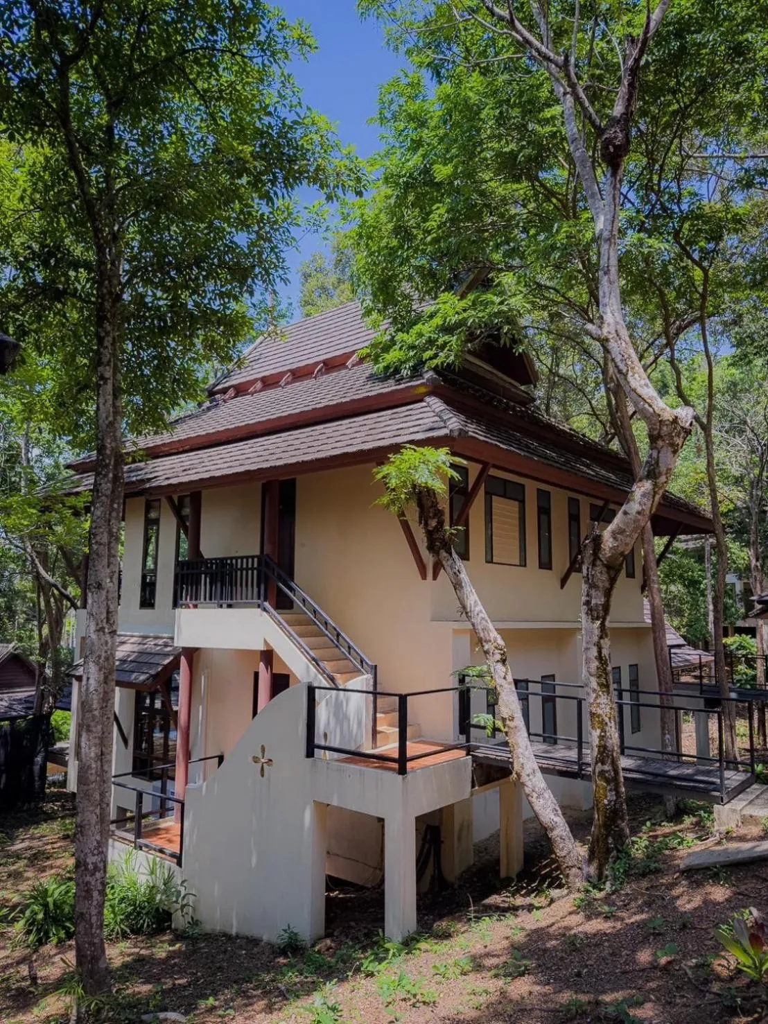 Property building in Kooncharaburi Resort - Koh Chang