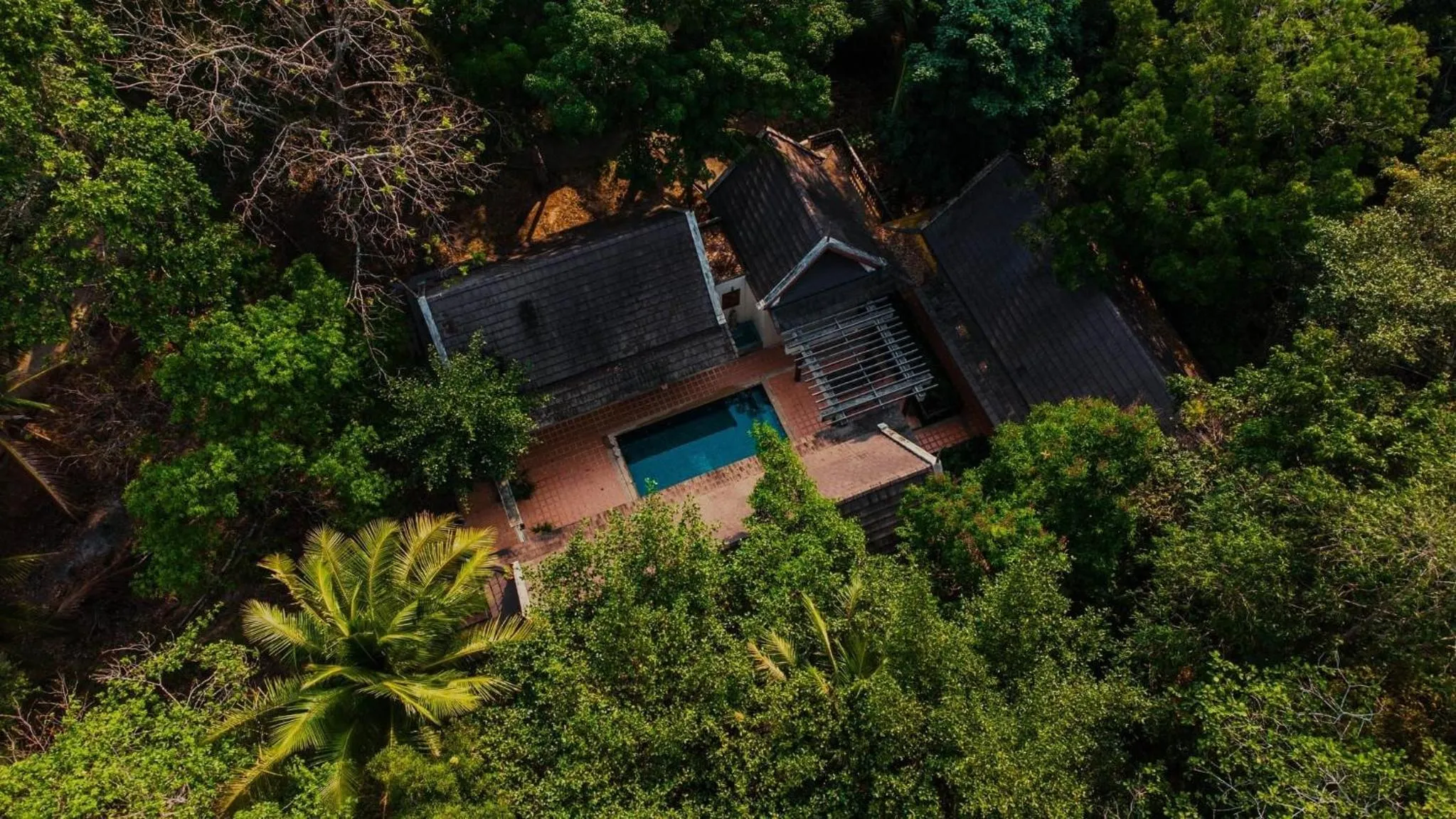 Property building in Kooncharaburi Resort - Koh Chang