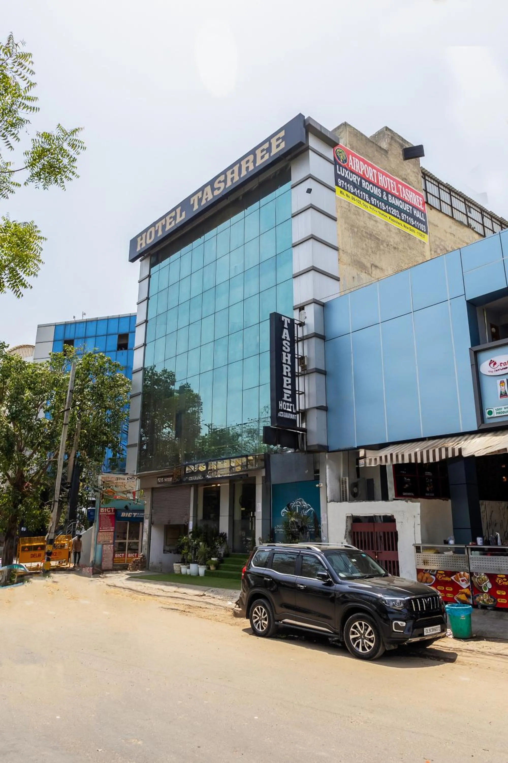 Yahobhoomi Hotel Tashree Dwarka Sector 23