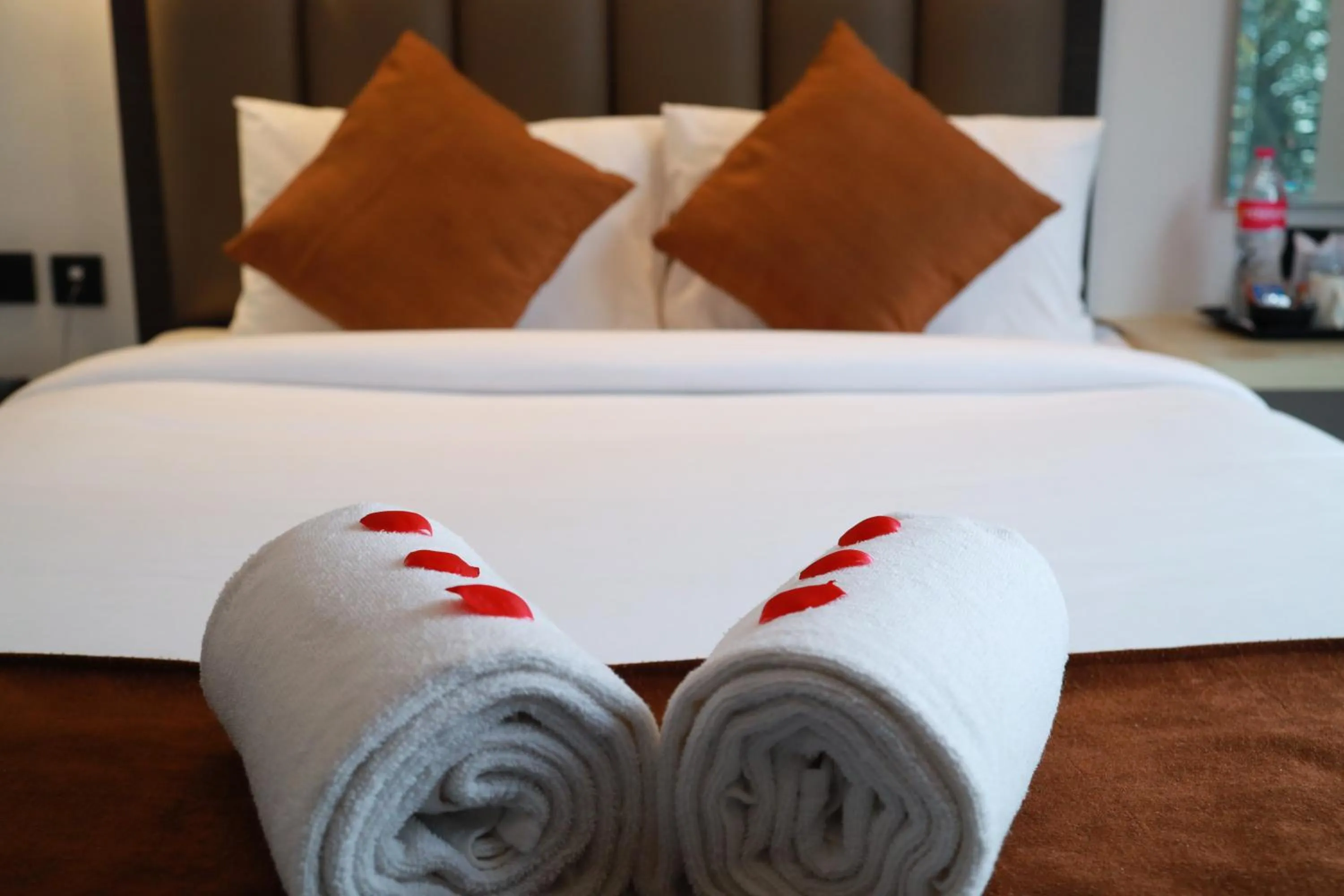 Bed in Goodland Elegance