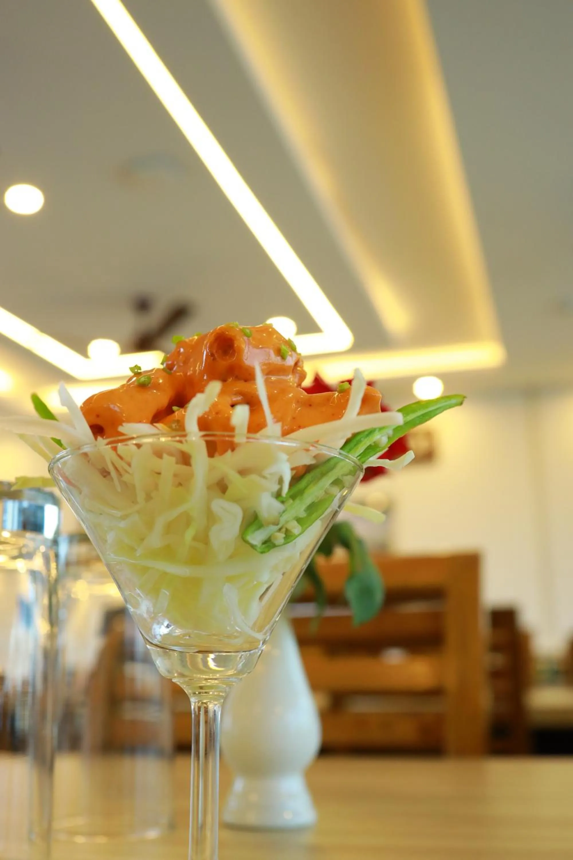 Food and drinks in Goodland Elegance