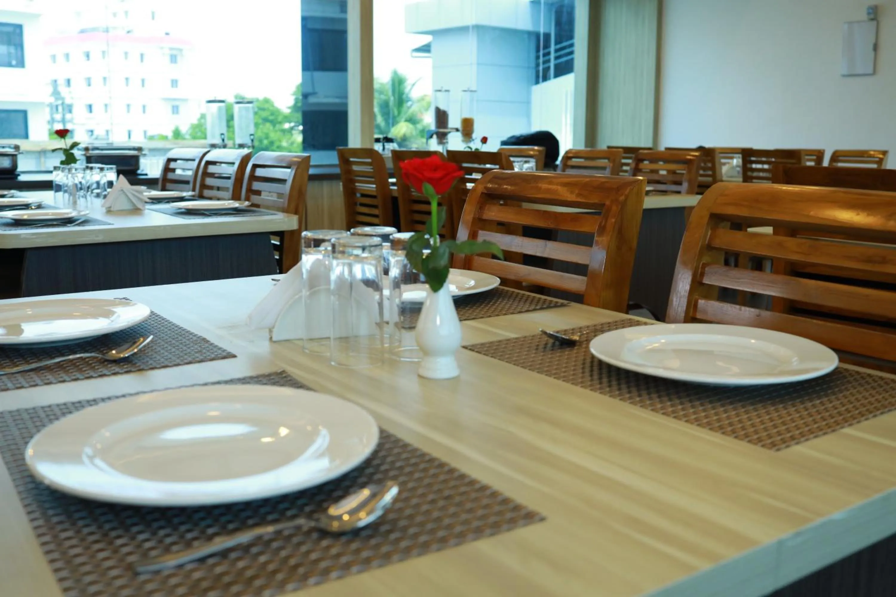 Restaurant/places to eat in Goodland Elegance