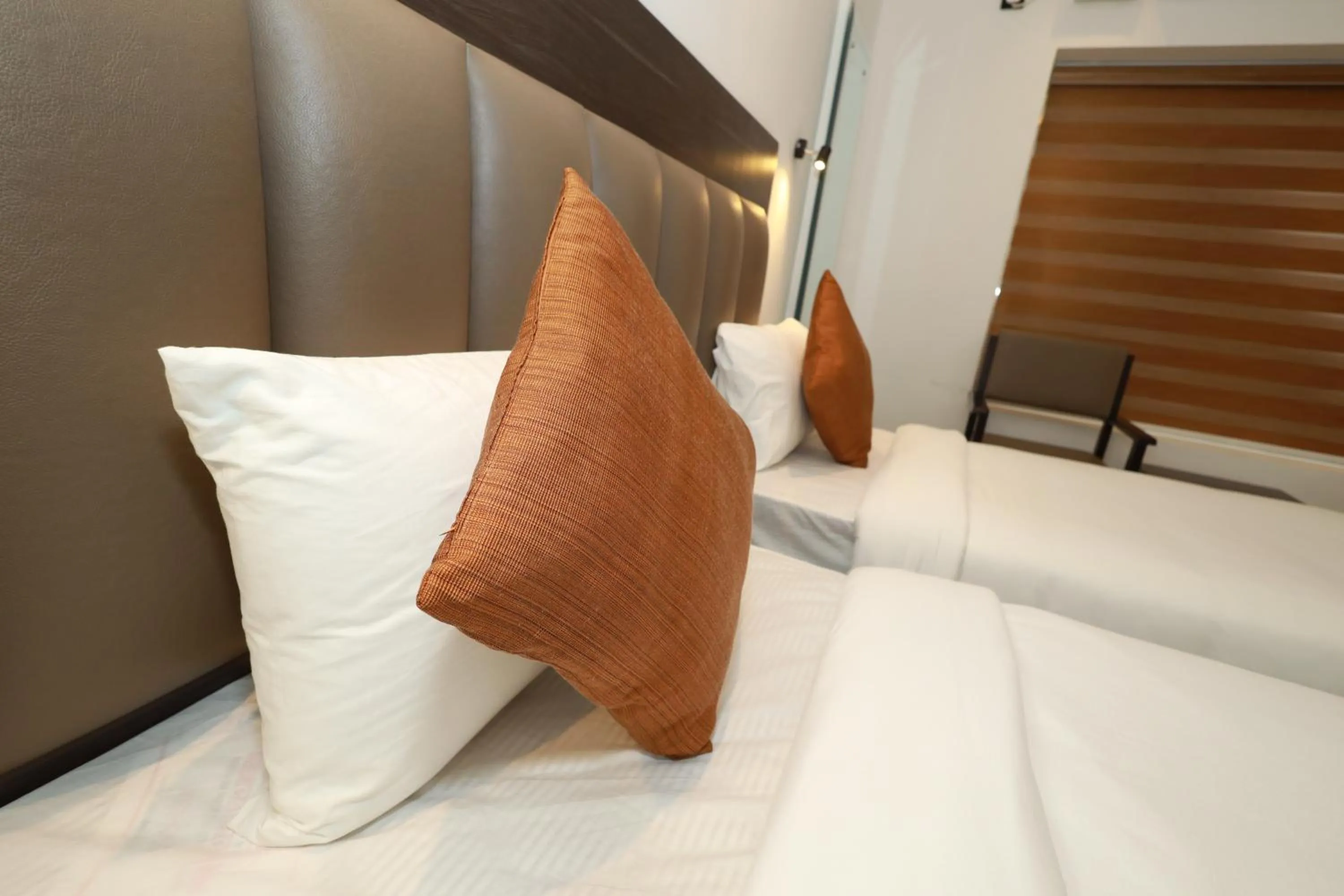 Bed in Goodland Elegance