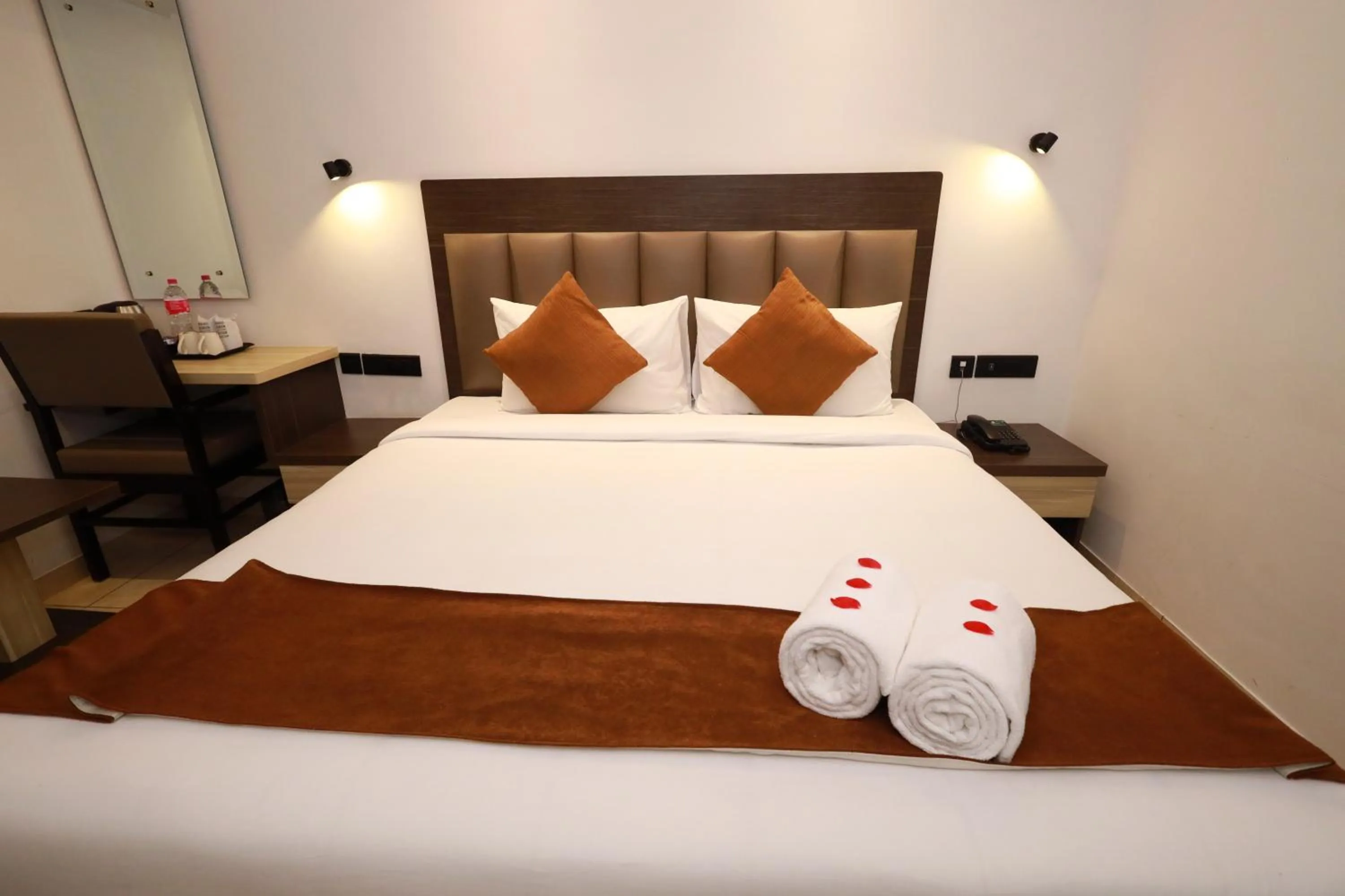 Bed in Goodland Elegance