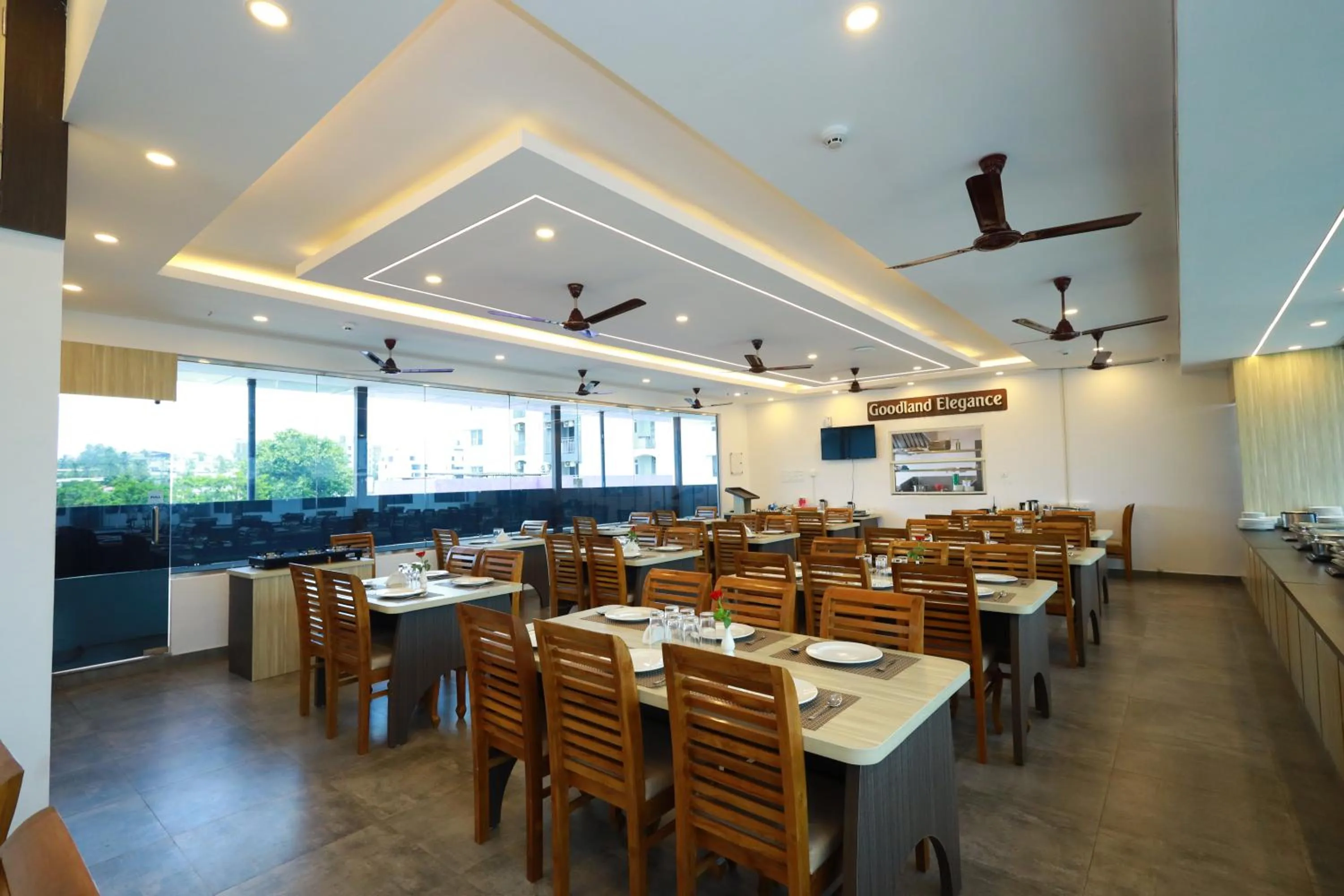 Restaurant/places to eat in Goodland Elegance