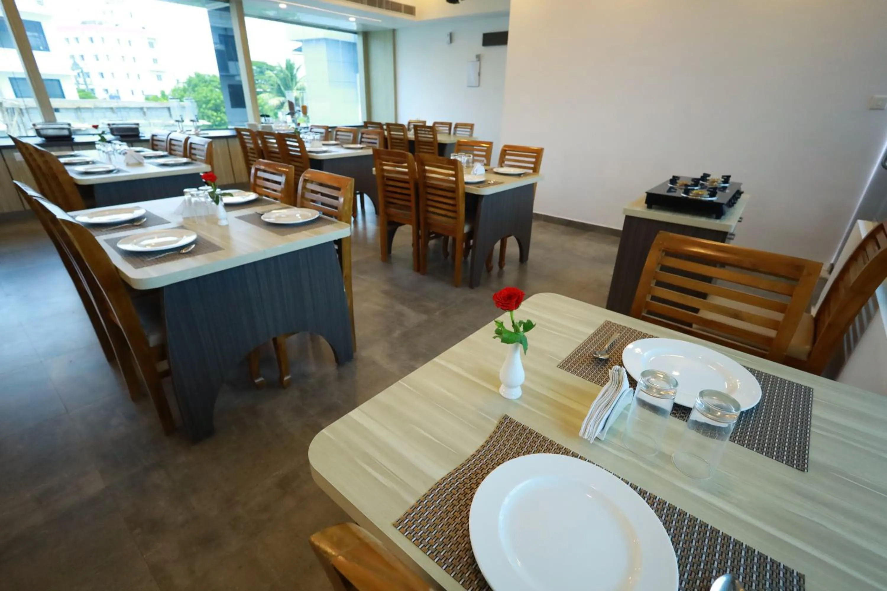 Restaurant/places to eat in Goodland Elegance