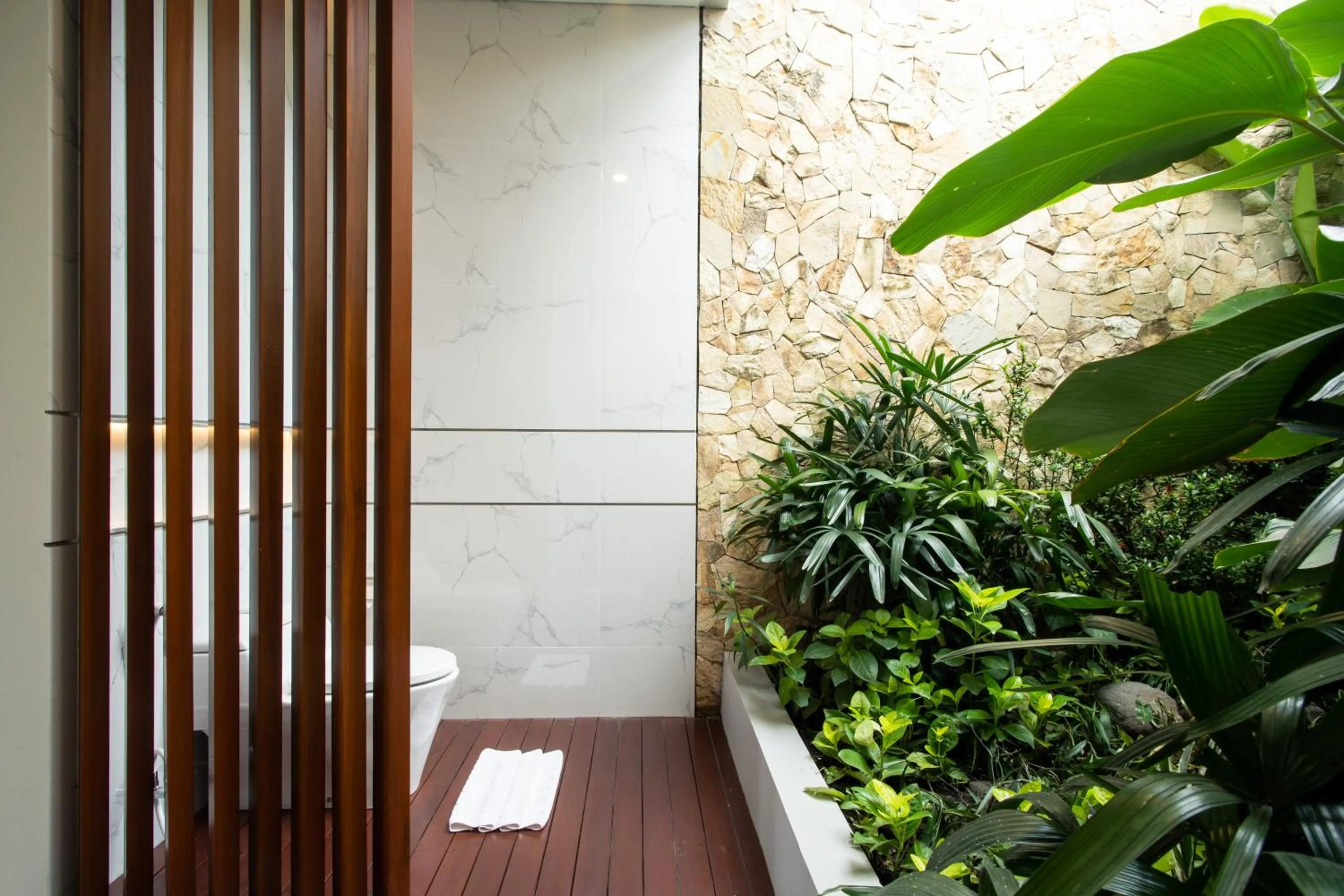 Toilet in The Amarta Villa