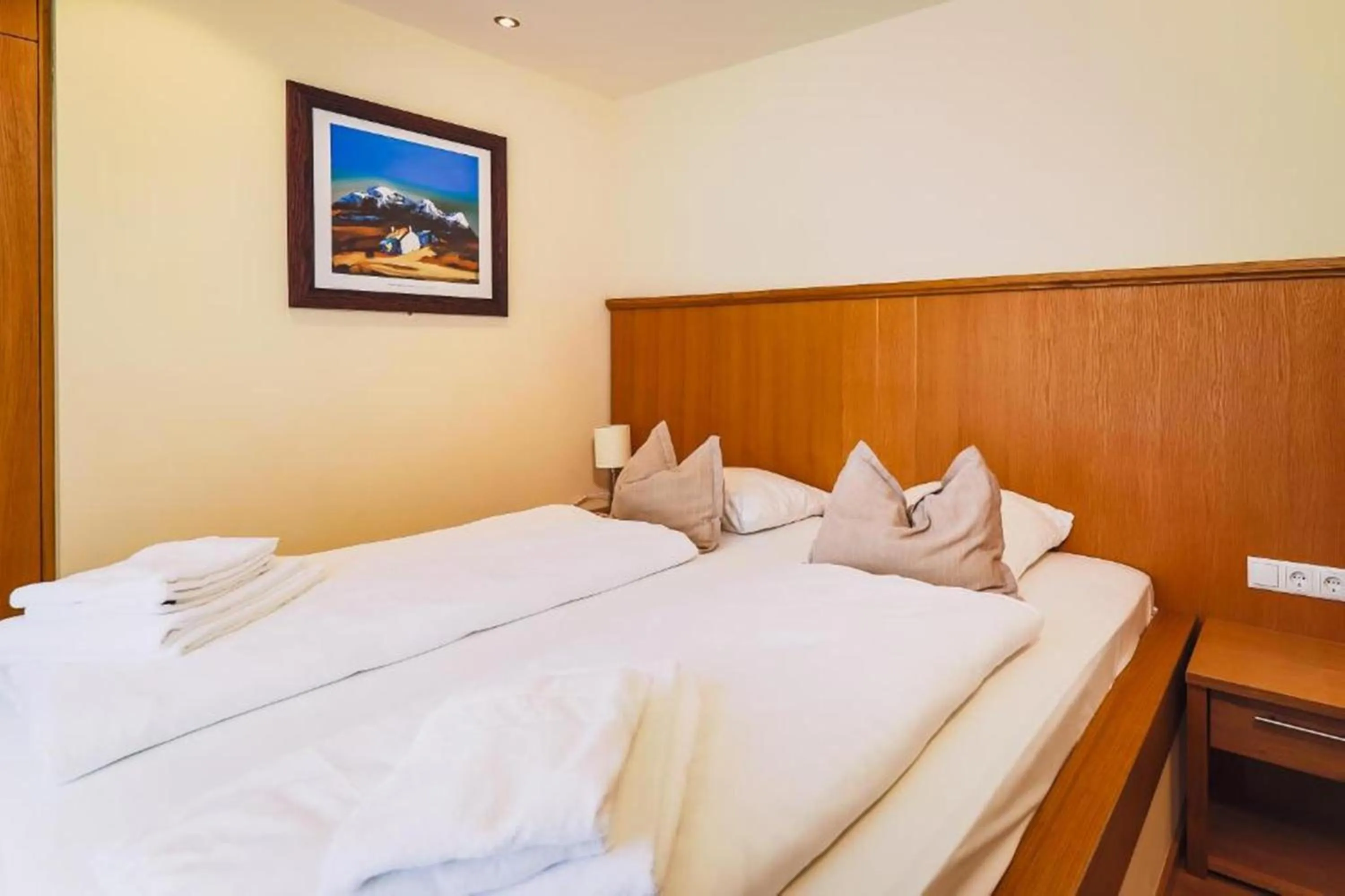 Bedroom, Bed in The House Zell am See