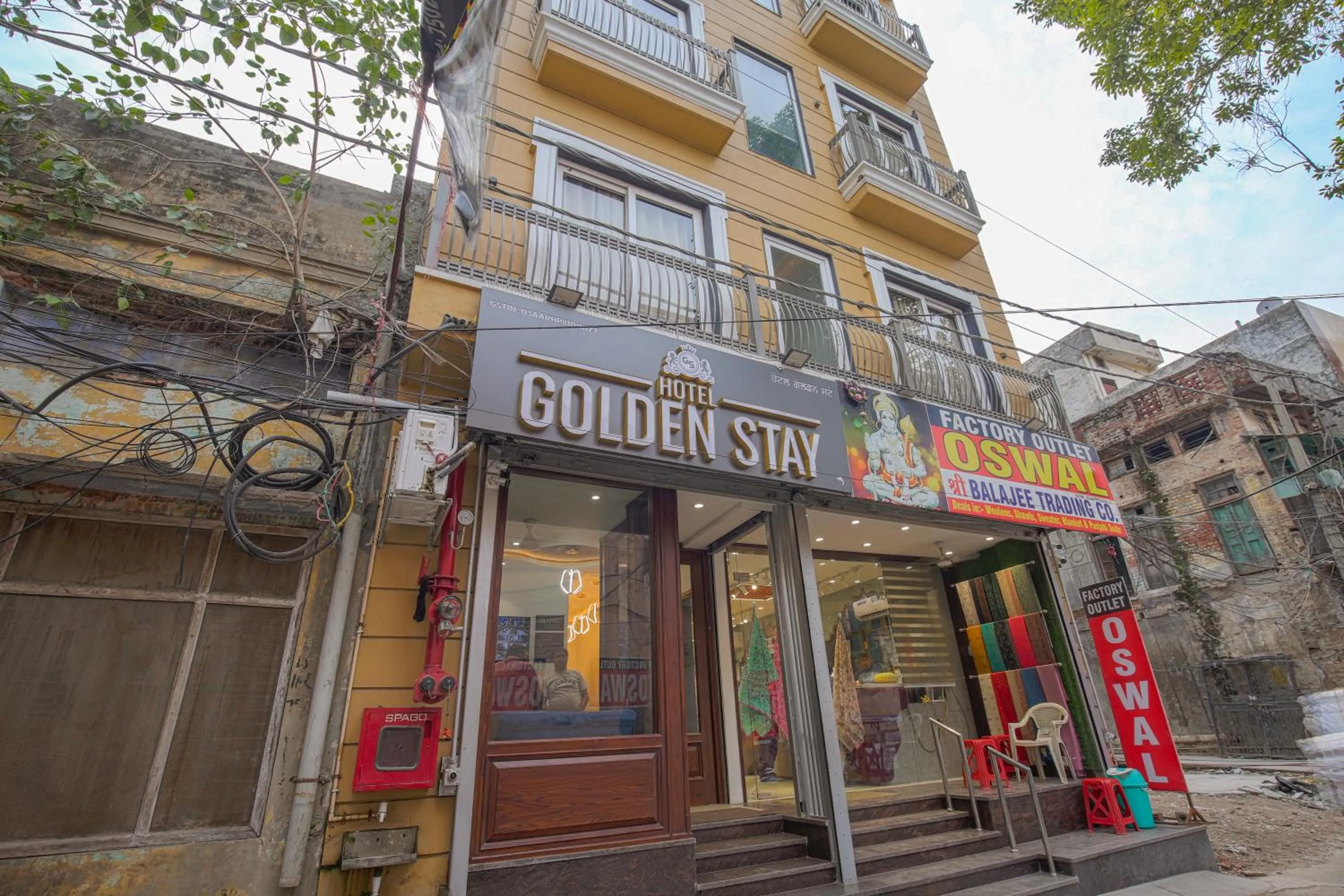 Hotel Golden Stay