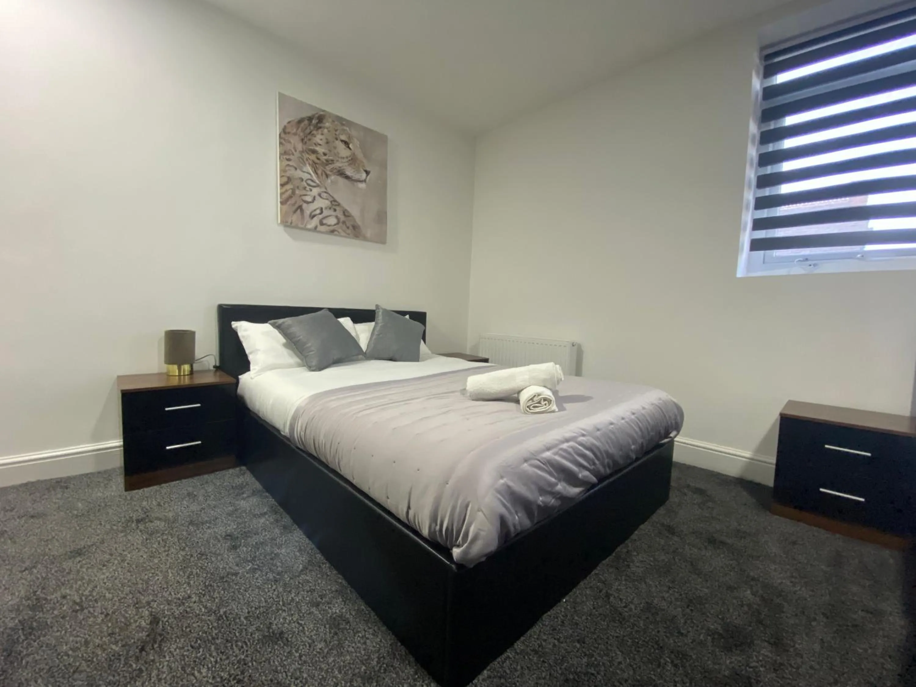 Bedroom, Bed in Hotel Royal