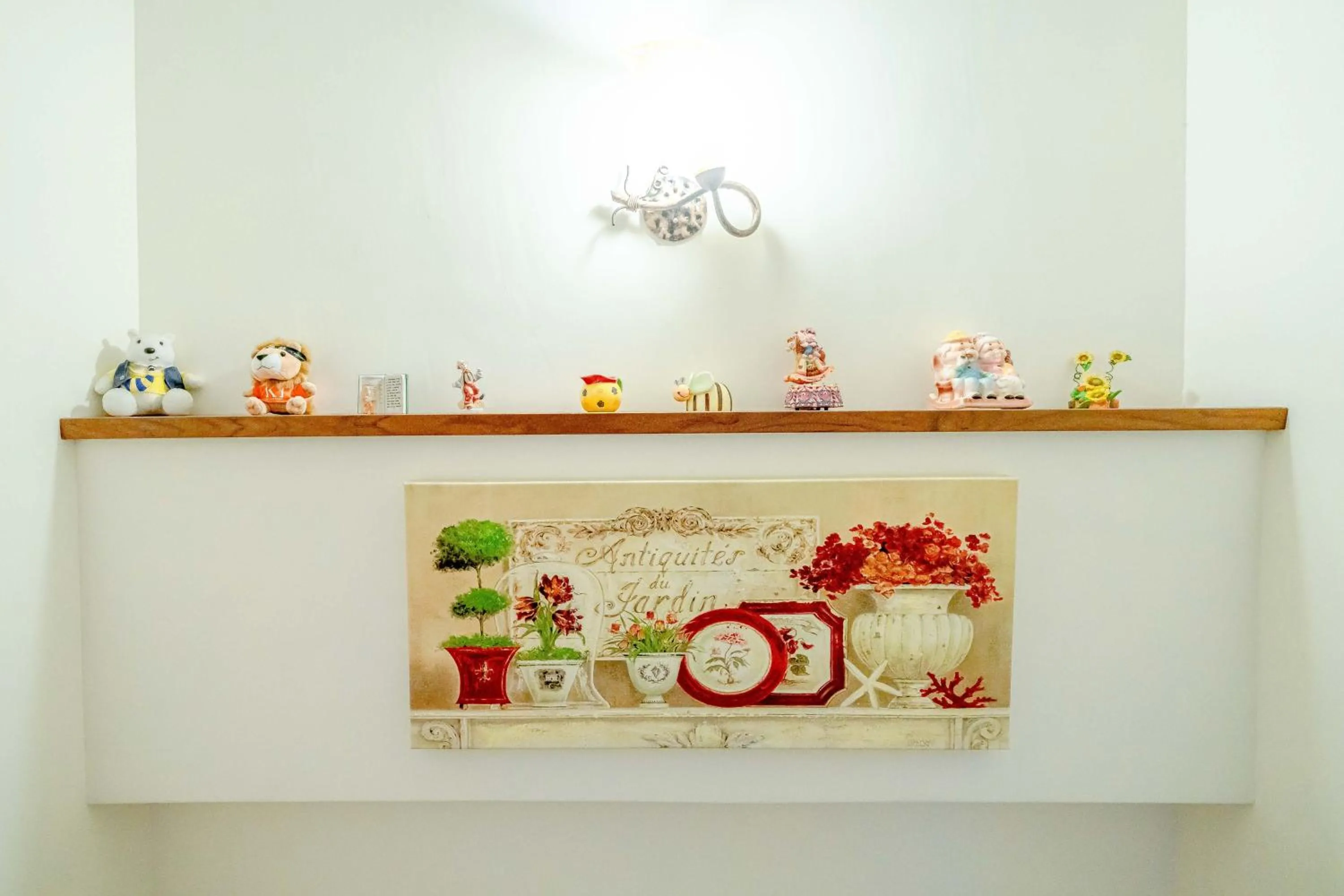 People in Evergreen Garden House