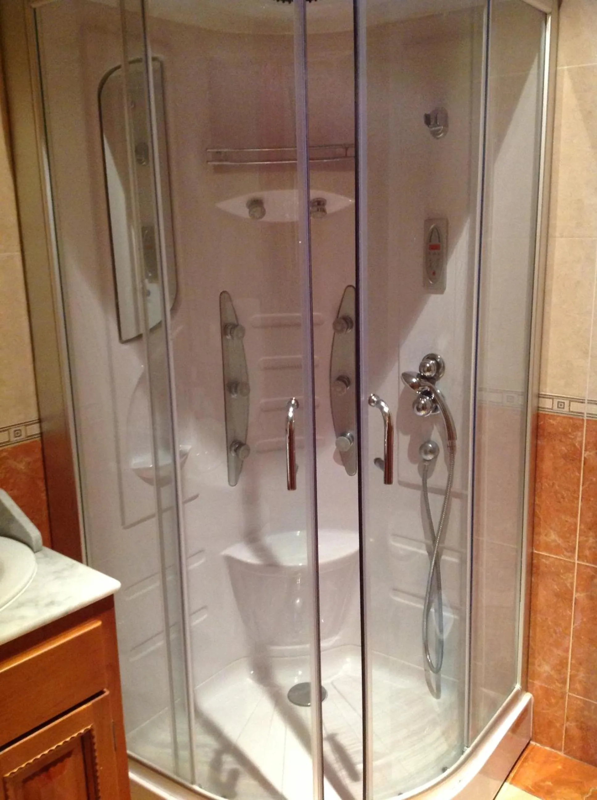 Bathroom in Hotel Julio