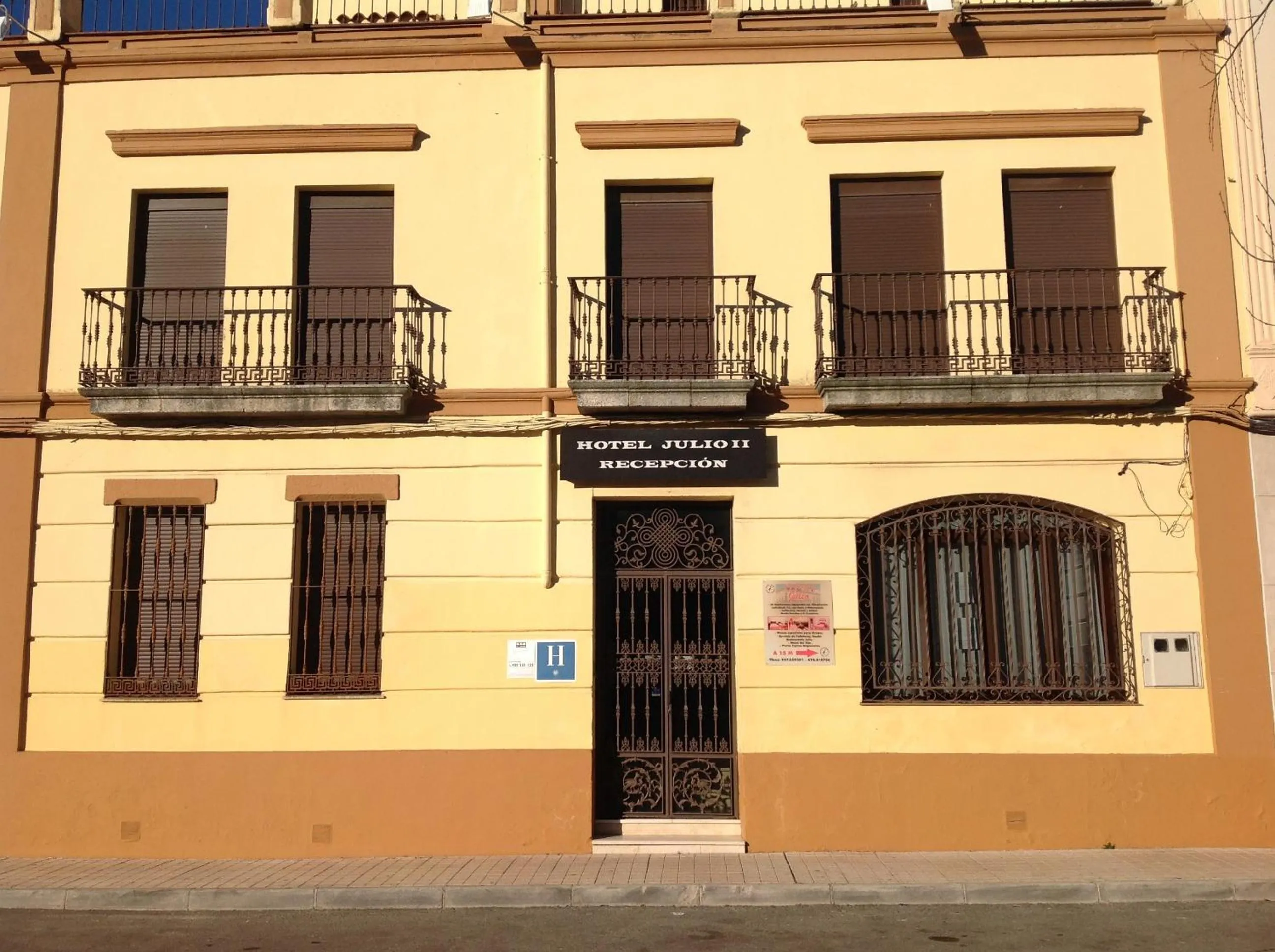 Facade/entrance in Hotel Julio